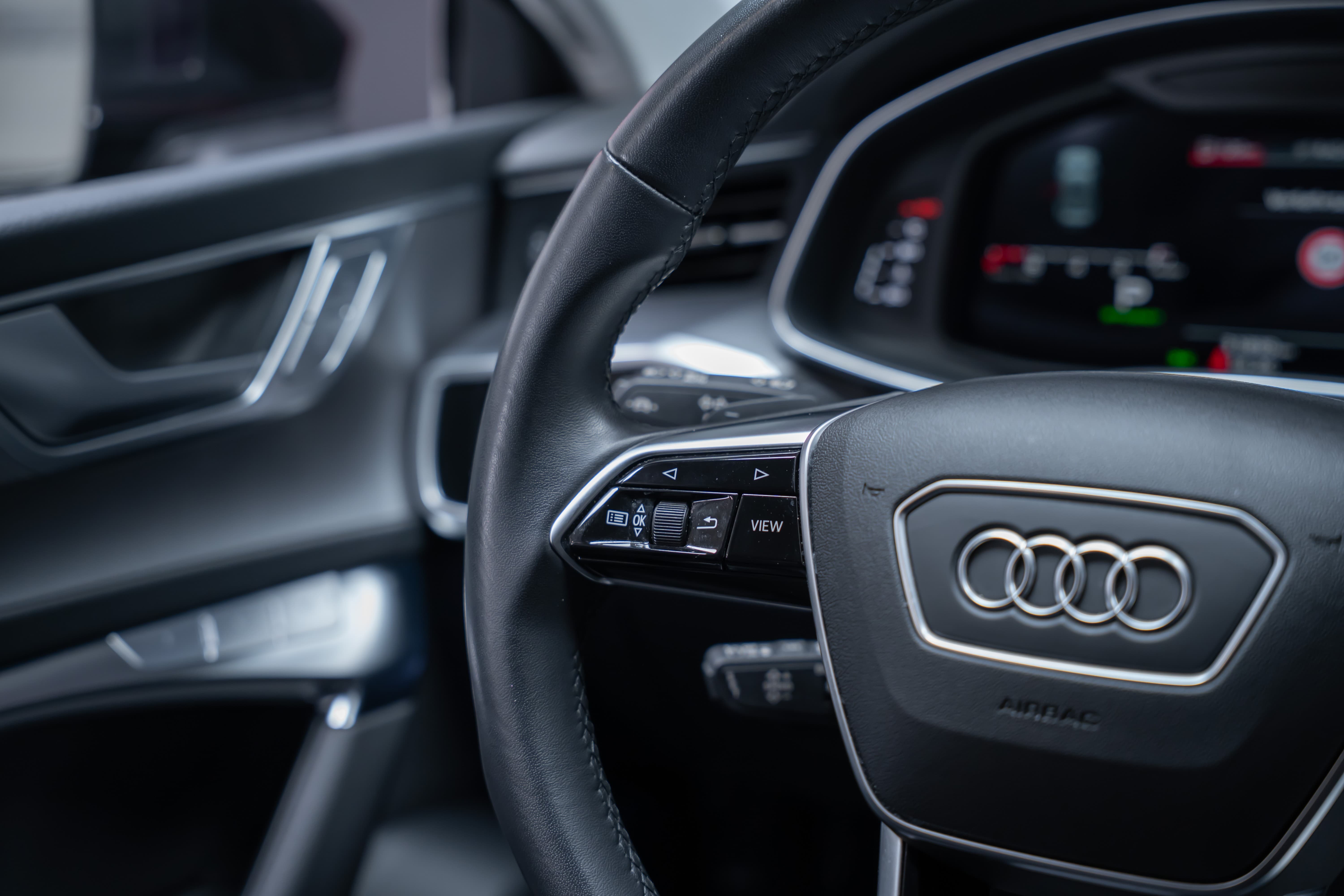 AUDI A7 Sportback 3.0 55 TFSI quattro S-Tronic / Rückfahrkamera / el.Sitze / Ambientebeleuchtung - Bild 25
