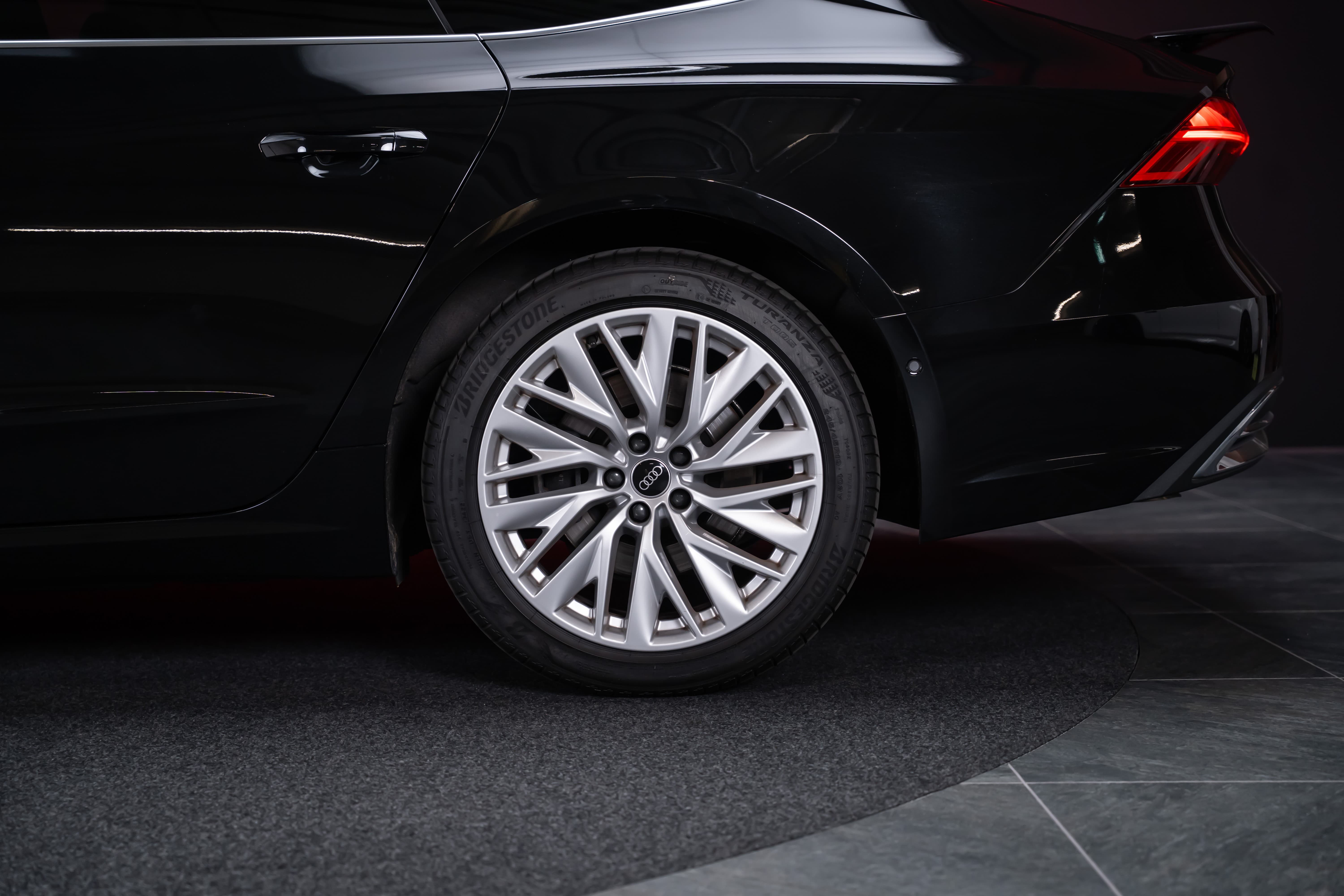 AUDI A7 Sportback 3.0 55 TFSI quattro S-Tronic / Rückfahrkamera / el.Sitze / Ambientebeleuchtung - Bild 13