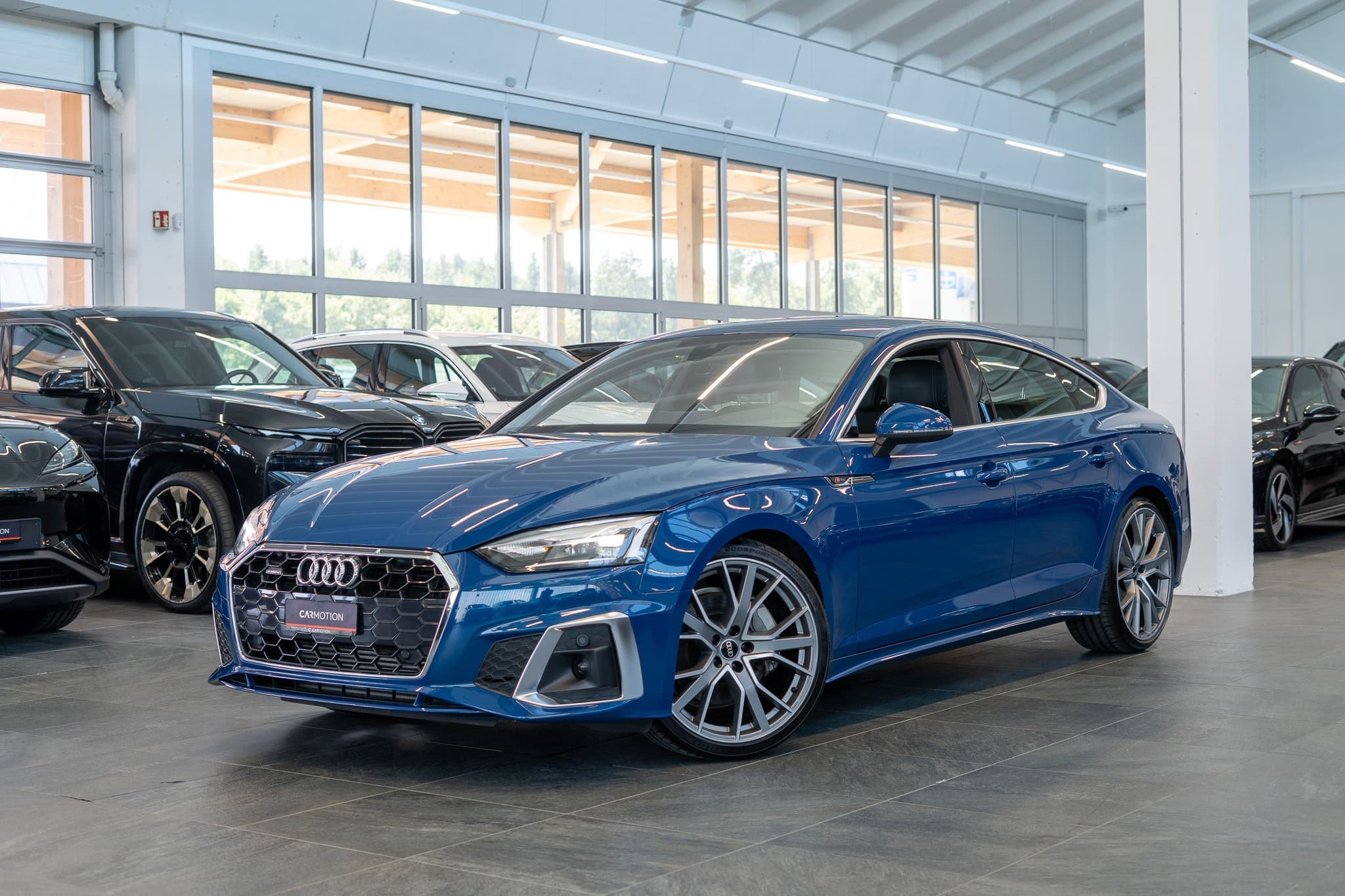 AUDI A5 Sportback 2.0 45 TFSI S Line quattro S-Tronic S-Line / 3-Zonen Klima-Automatik / Navi - Bild 1