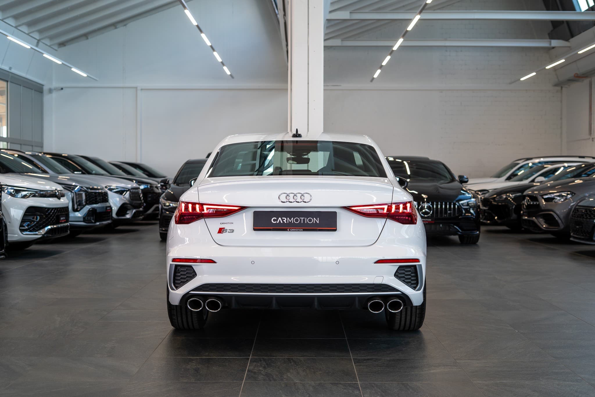 AUDI S3 Limousine 2.0 TFSI quattro S-Tronic / Sportsitze / Abstand-Tempomat / Virtual Cockpit - Bild 5