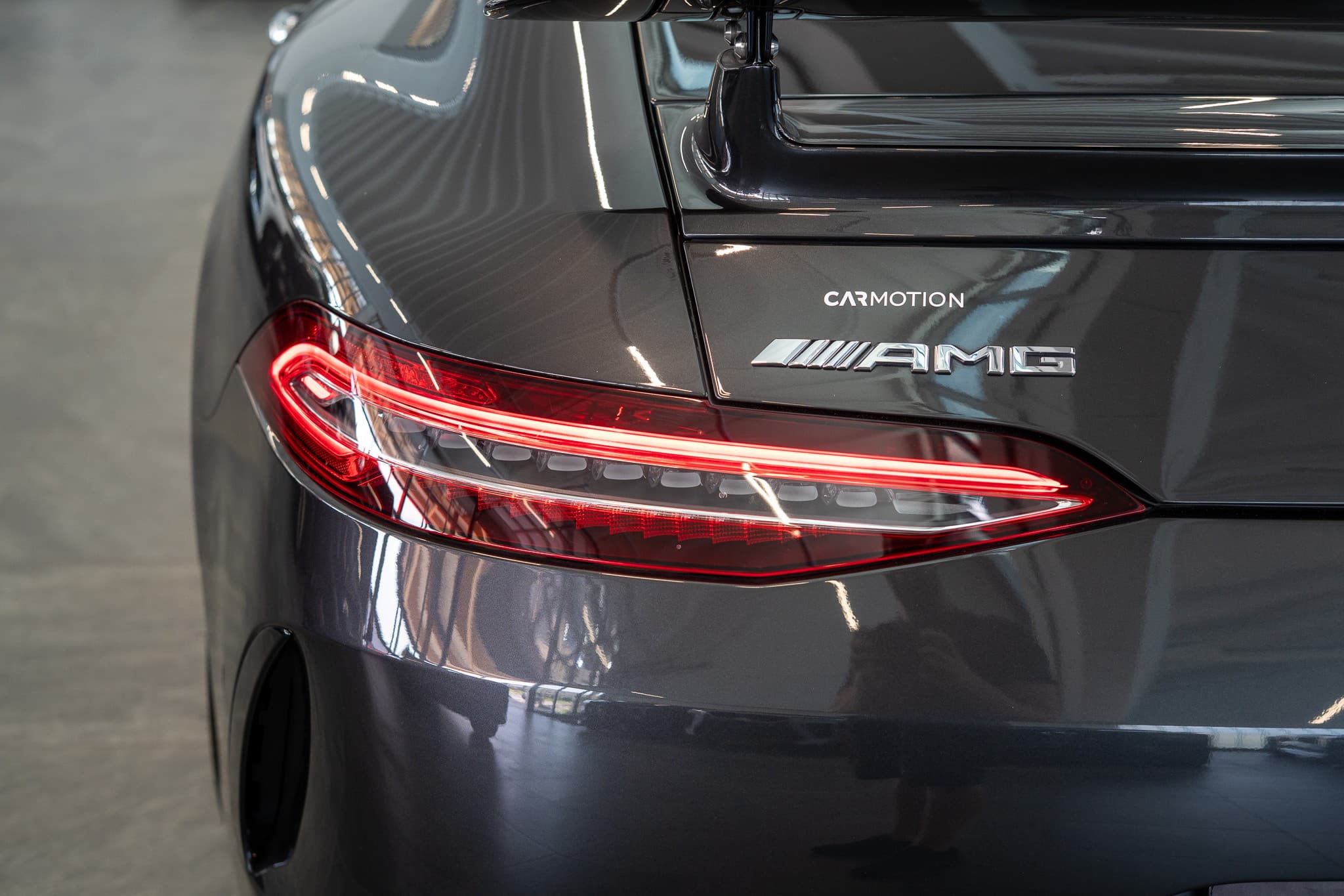 MERCEDES-BENZ AMG GT 63 4matic+ / Panorama-Schiebedach / Head-Up Display / Burmester - Bild 8