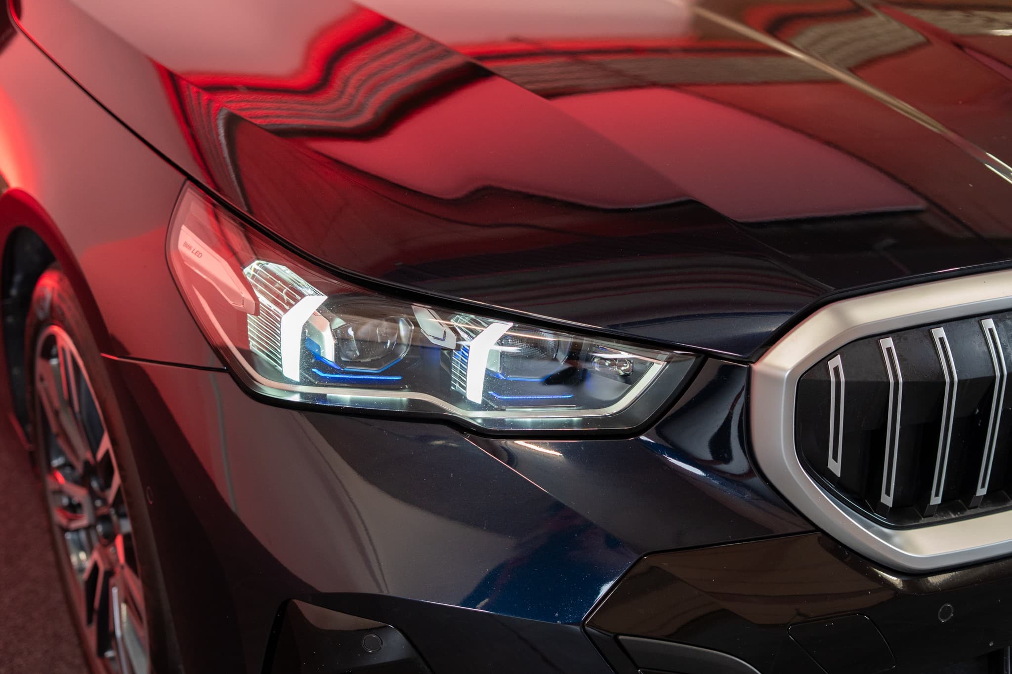 BMW 520i M Sport / Head-Up / Harman Kardon / 360° Kamera - Bild 8