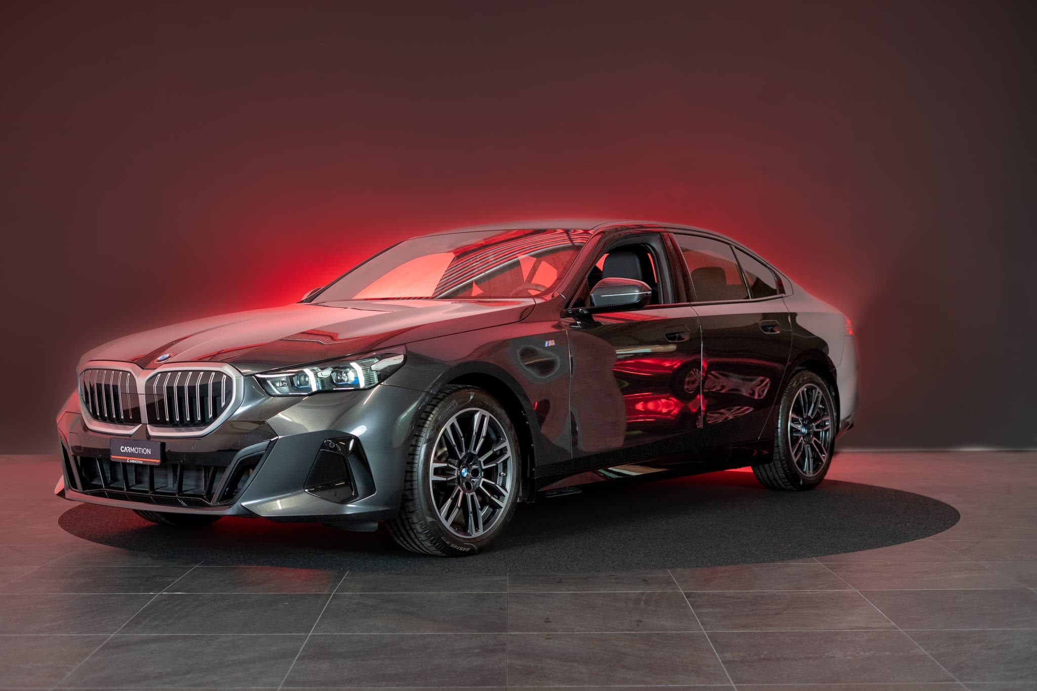 BMW 520i M Sport / Rückfahrkamera / El. Sitze - Bild 1