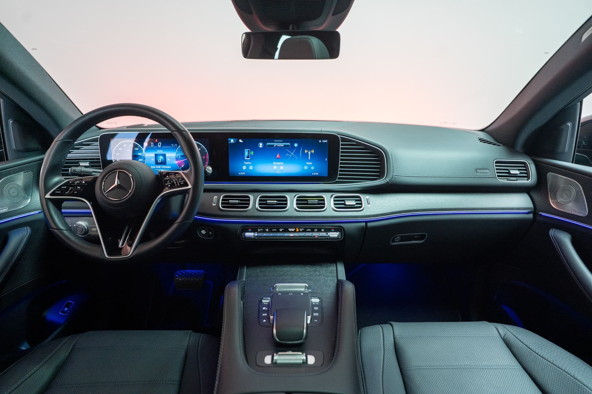 MERCEDES-BENZ GLE 450 d AMG Line 4matic Coupé / Panorama-Glasdach / Sitzlüftung / 360°Kamera - Bild 19