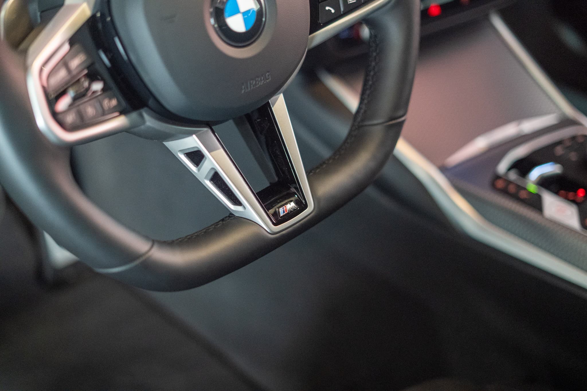 BMW 330d xDrive SAG / LCI / 360°Kamera / Ambientebeleuchtung - Bild 13
