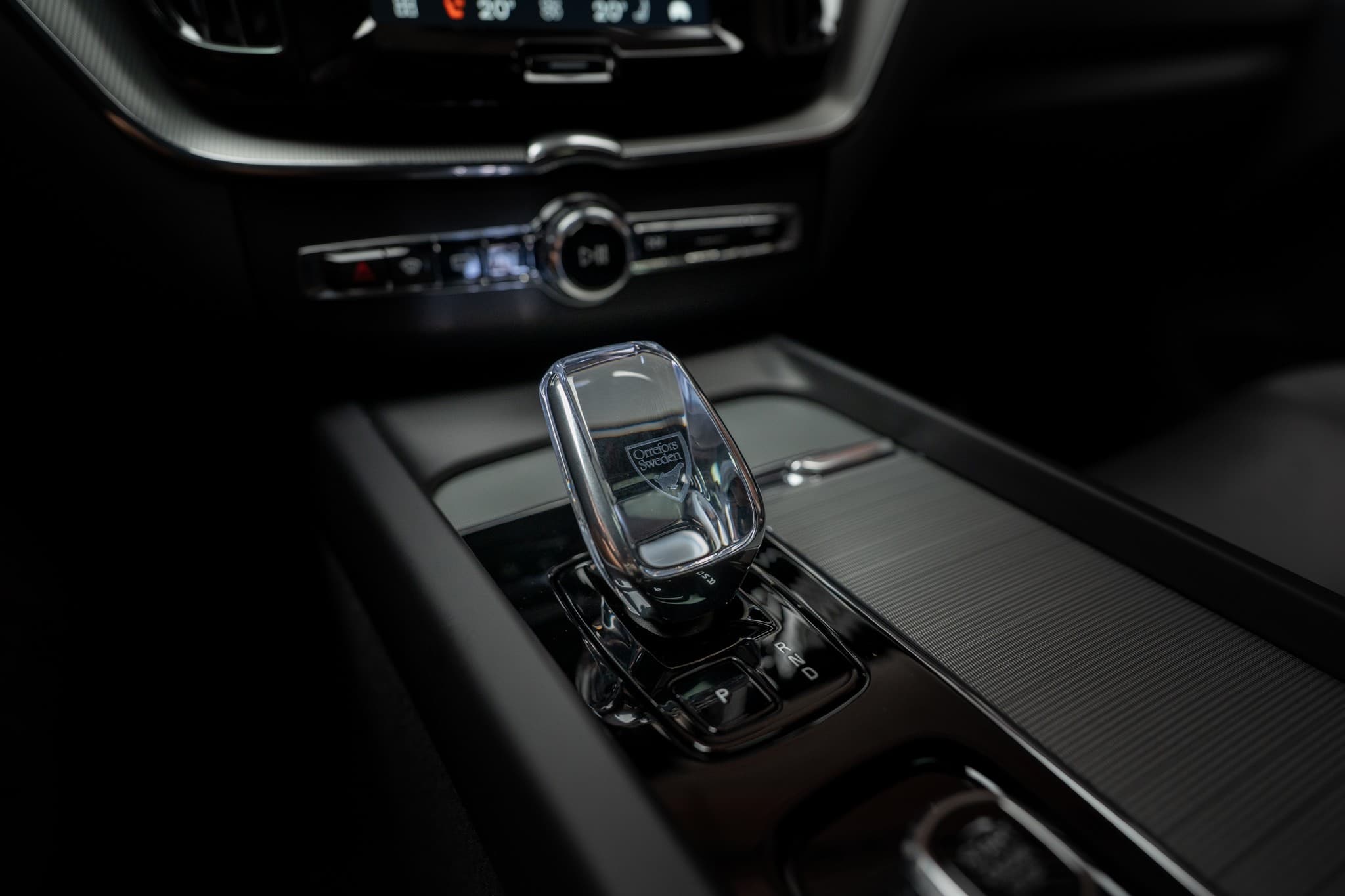 VOLVO XC60 2.0 T8 TE Plus Dark eAWD / Panorama / 360°Kamera / Harman/Kardon / el.Heckklappe - Bild 29