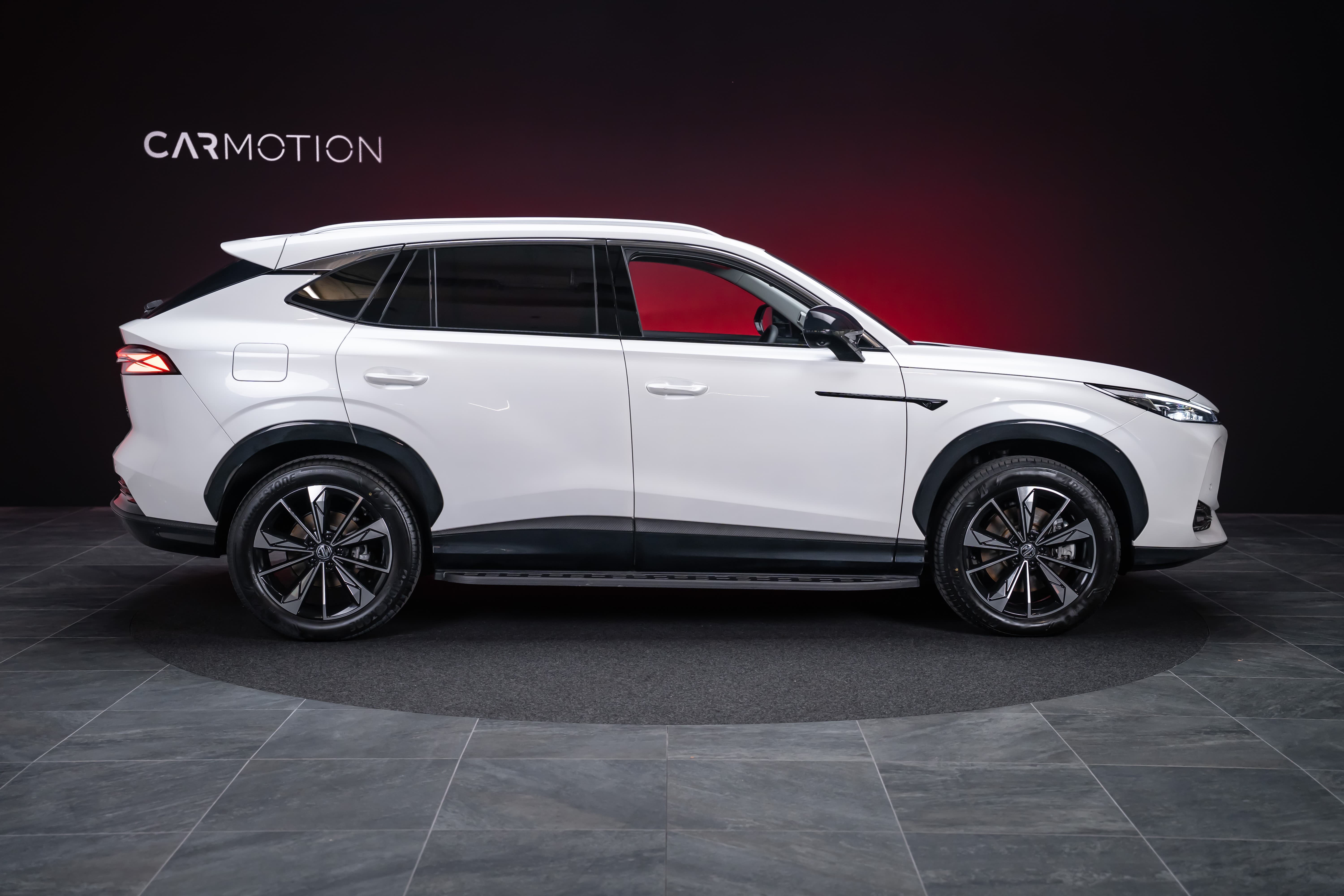 MG HS 1.5 T PHEV Luxury / 360°Kamera / el.Sitze / el.Heckklappe - Bild 4