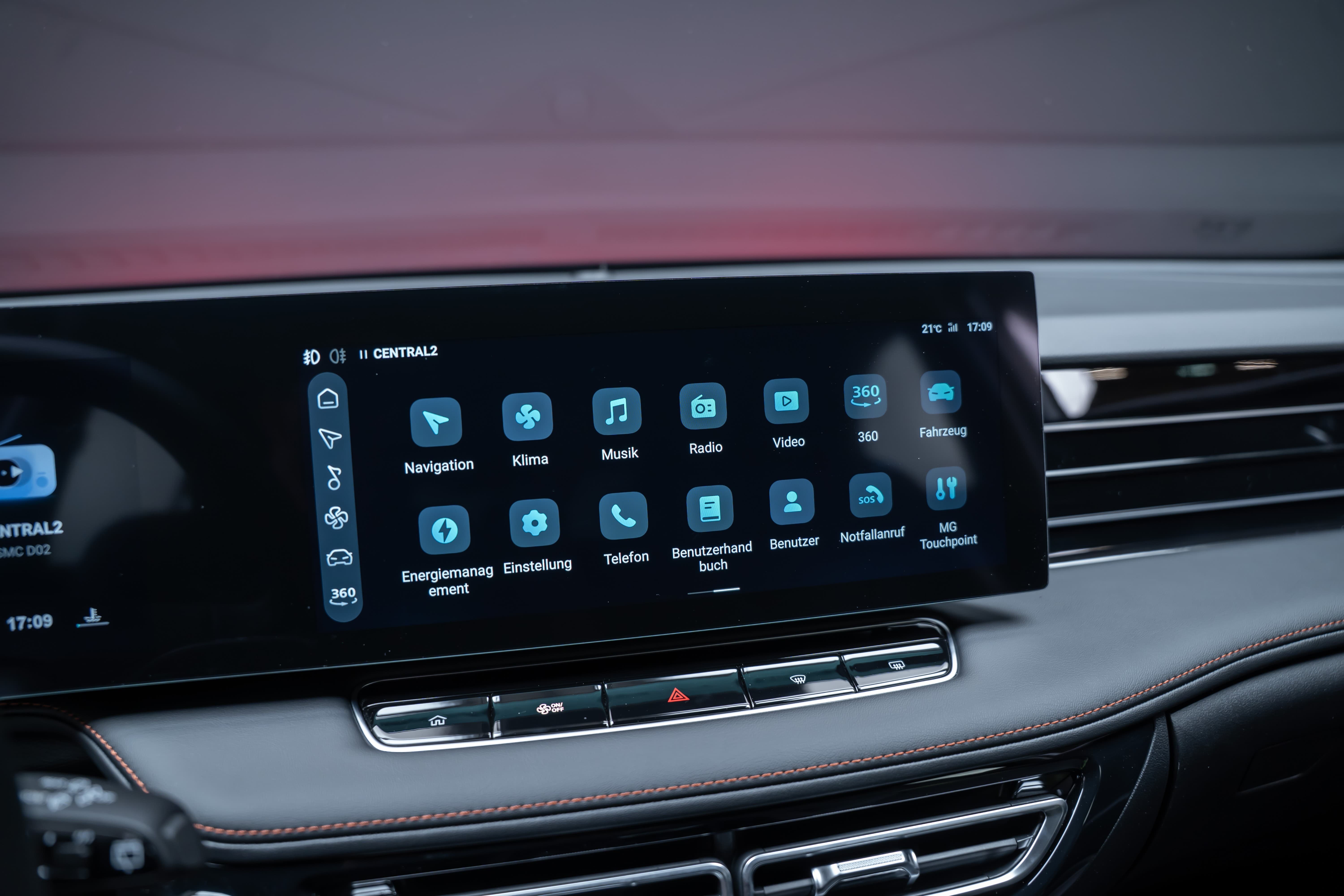 MG HS 1.5 T PHEV Luxury / 360°Kamera / el.Sitze / el.Heckklappe - Bild 36