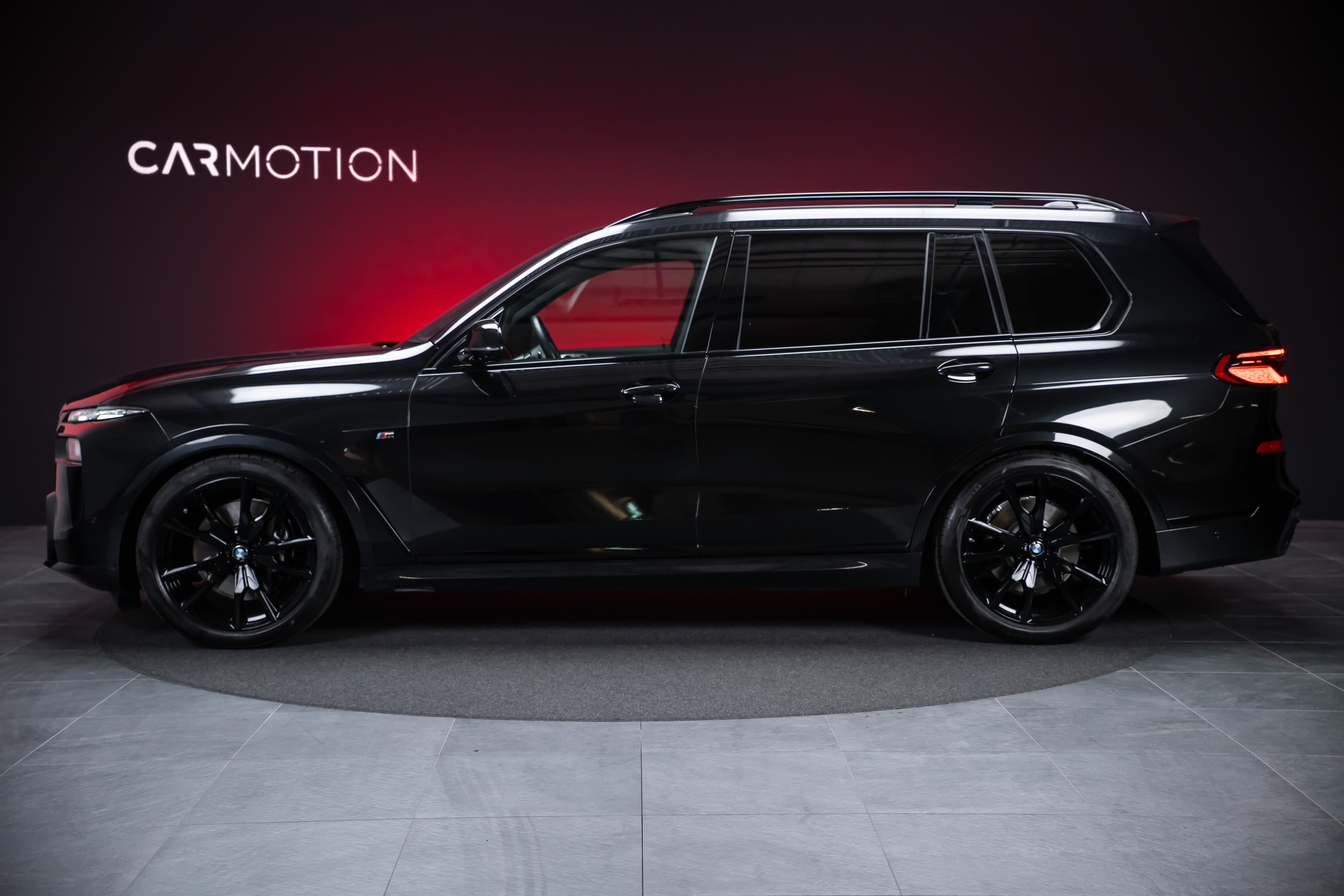 BMW X7 40d xDrive SAG M Sport / Iconic Glow / Panorama-Glasdach / 360°Kamera / - Bild 11