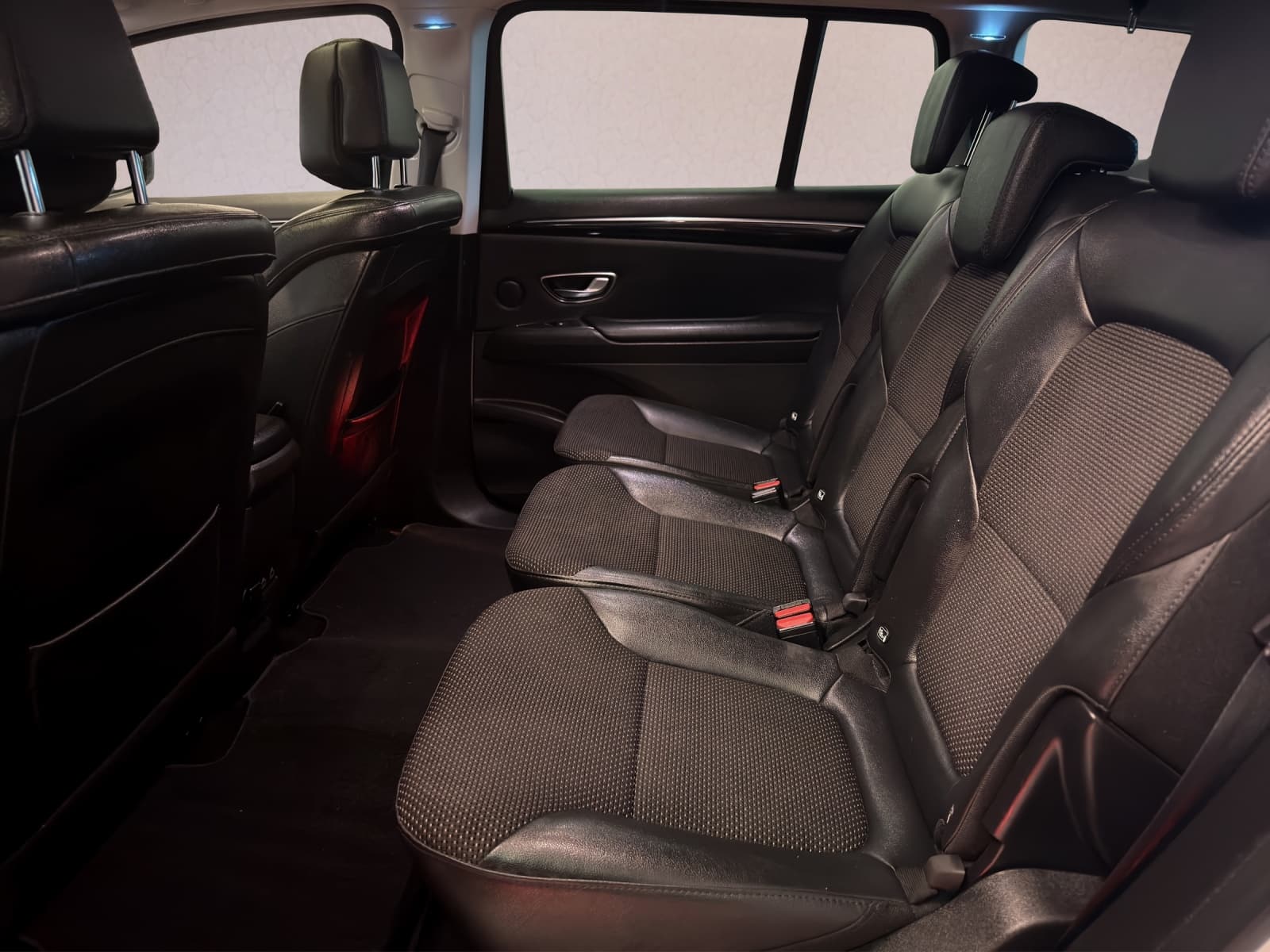 RENAULT Espace 2.0 dCi Intens EDC 6 - Bild 10