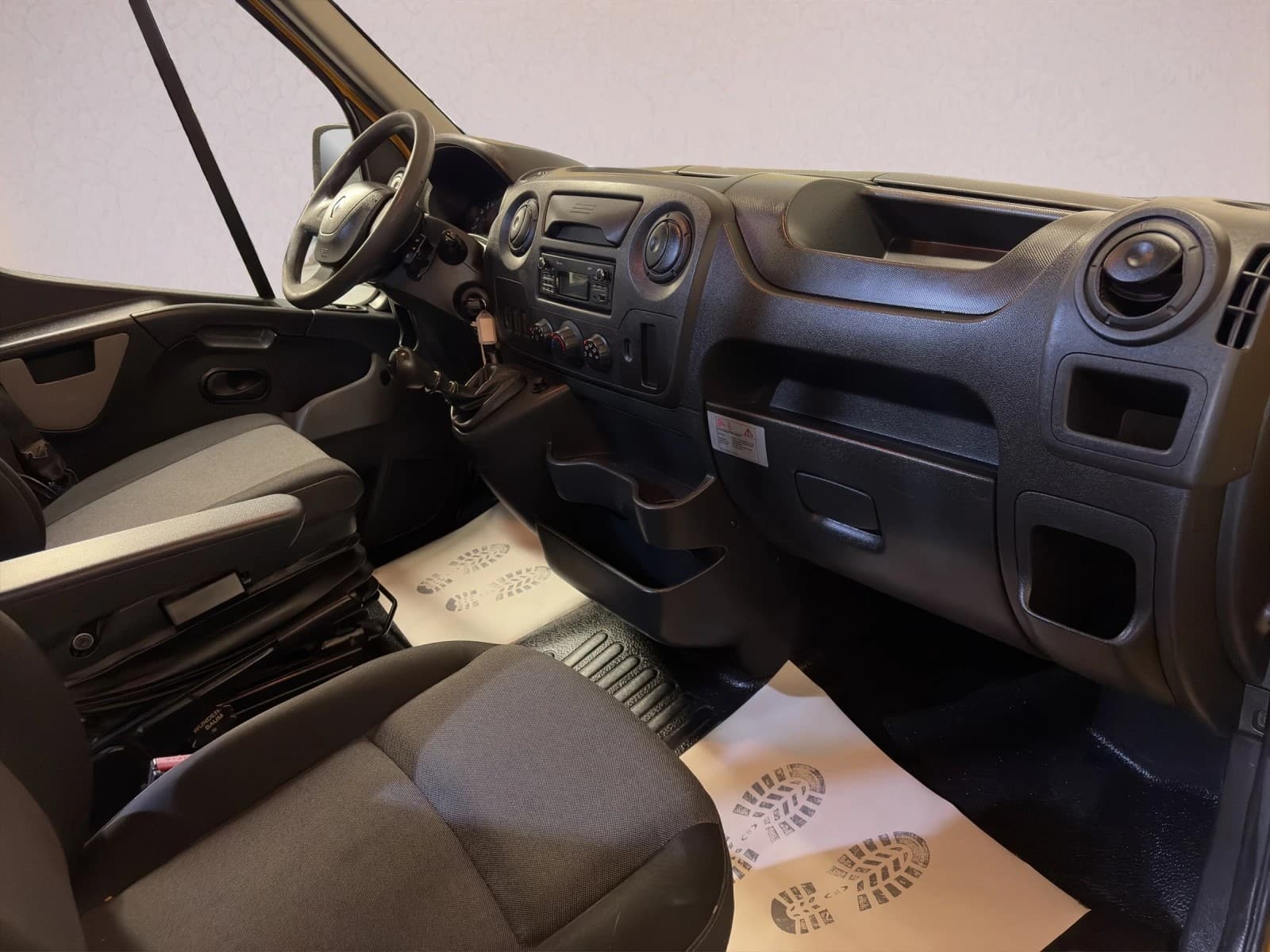 RENAULT RENAULT Master T35 ENERGY 2.3dCi 170 L3H2 Quickshift - Bild 13