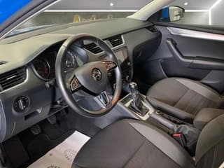SKODA Octavia Combi 1.6 TDI Ambition - Bild 8