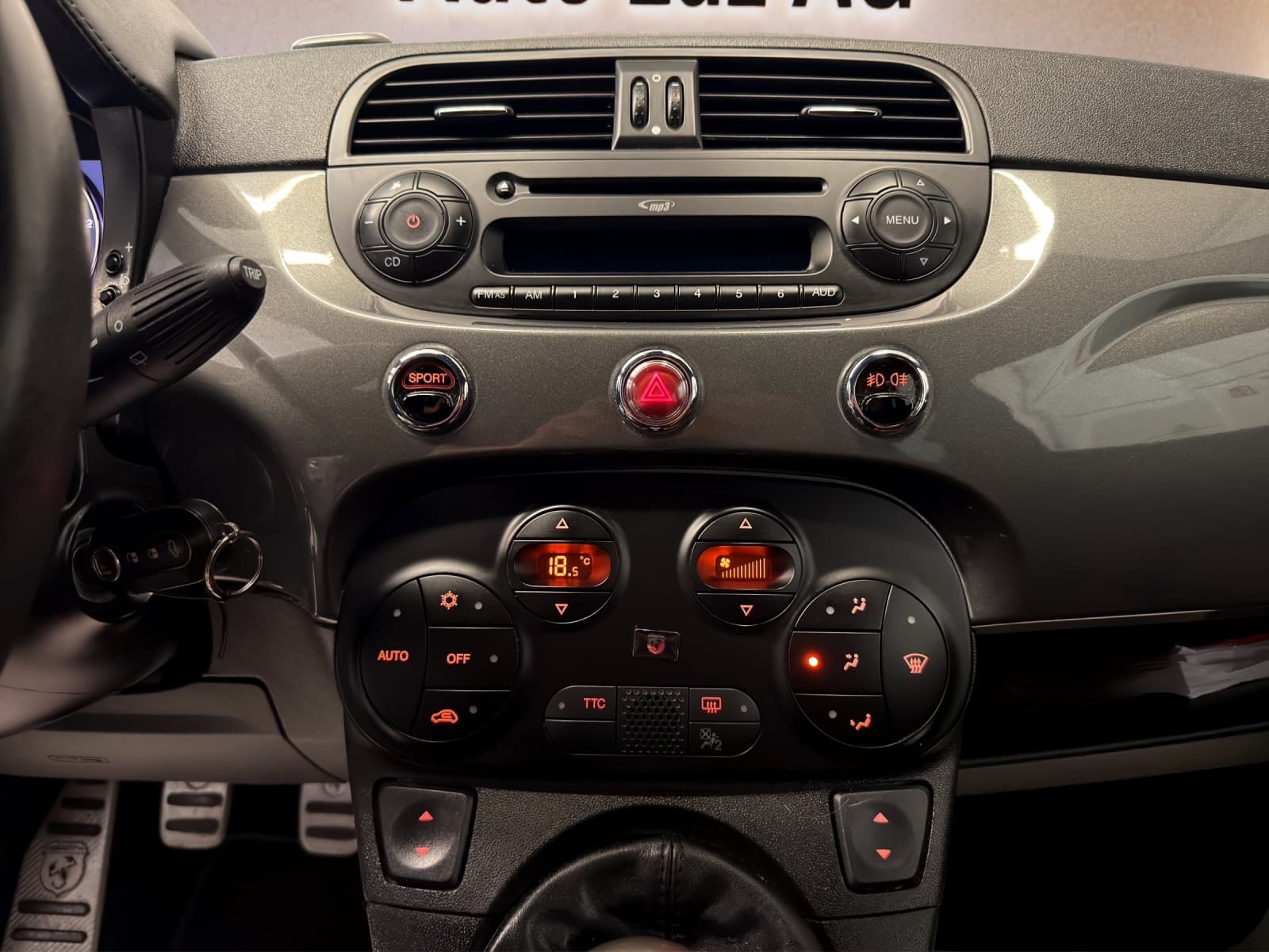 FIAT 595 1.4 16V Turbo Abarth Turismo - Bild 11