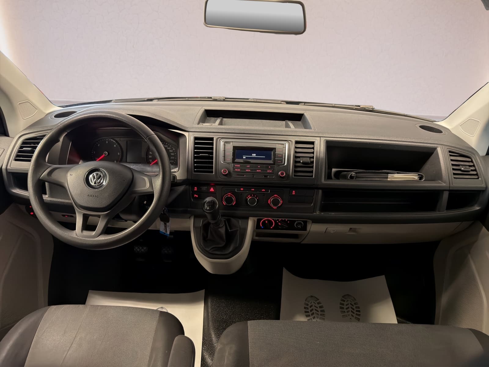 VW T6 2.0 TDI 9Pl. - Bild 4
