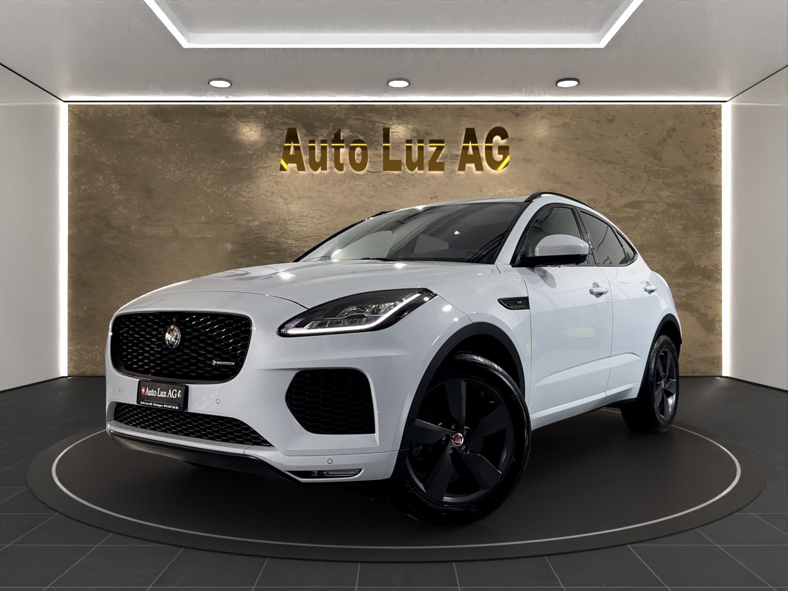 JAGUAR E-Pace 2.0 P250 R-Dynamic AWD Automatik - Bild 1