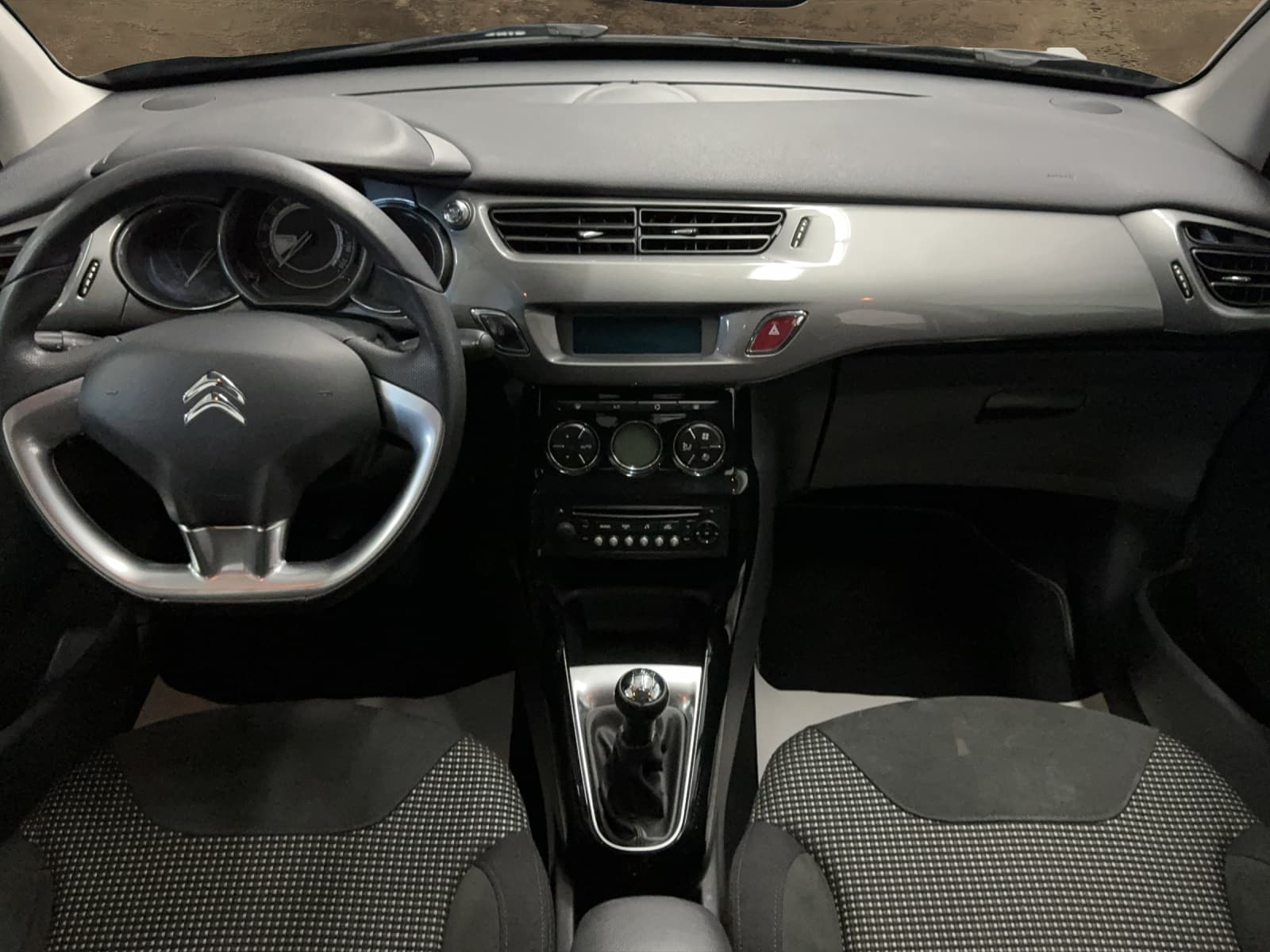 CITROEN C3 1.2i Attraction - Bild 4