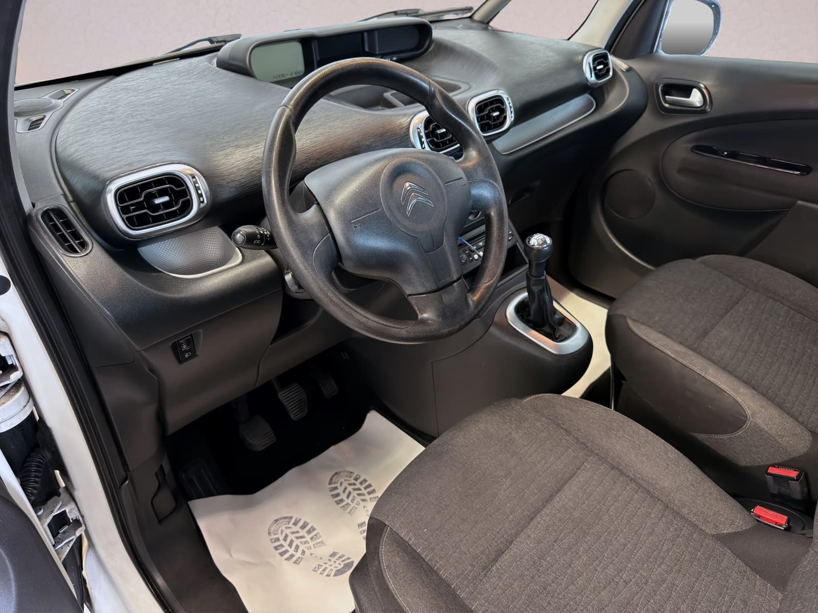 CITROEN C3 Picasso 1.2 Pure Tech Séduction - Bild 9