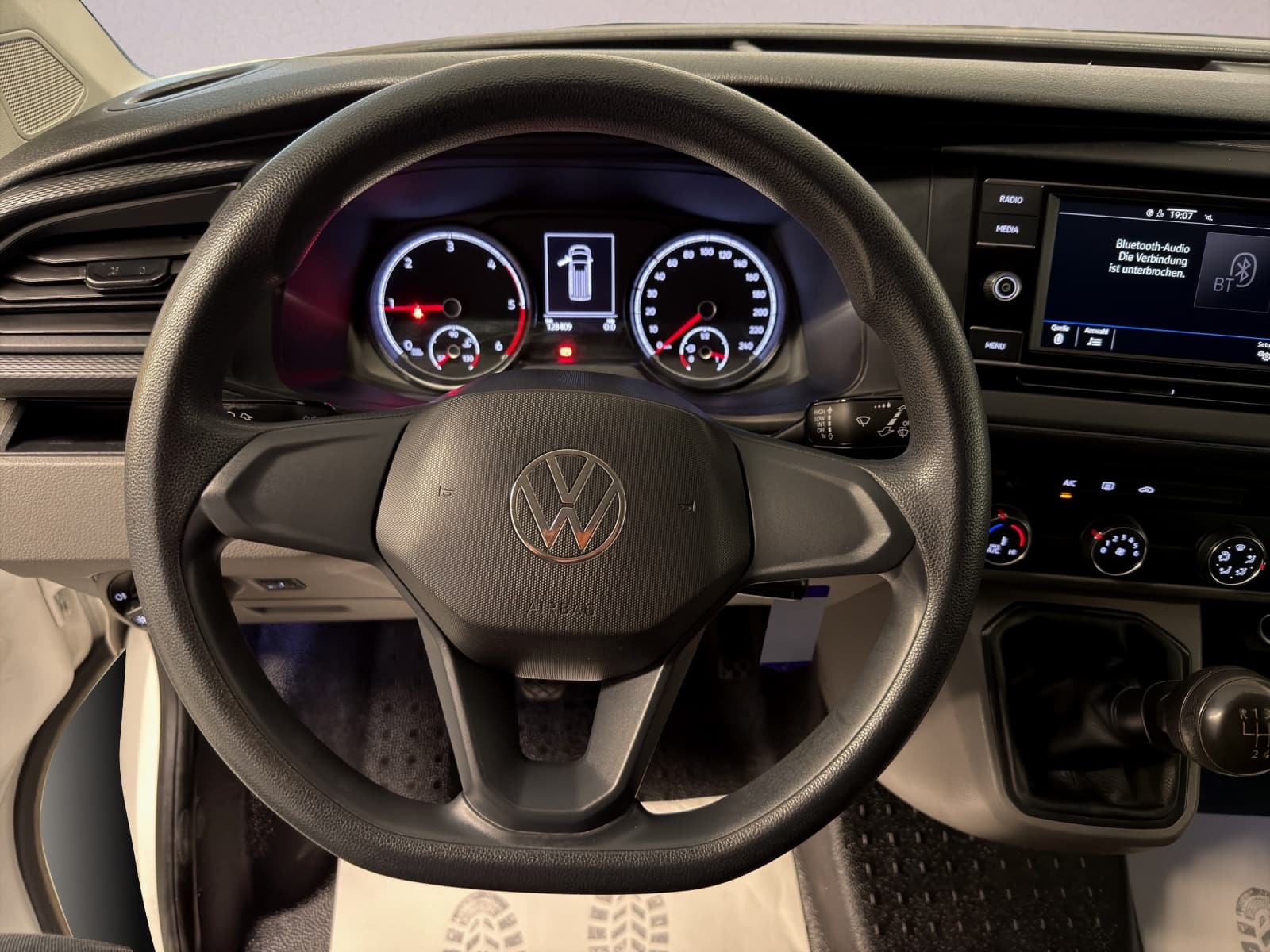 VW T6.1 2.0 TDI - Bild 8