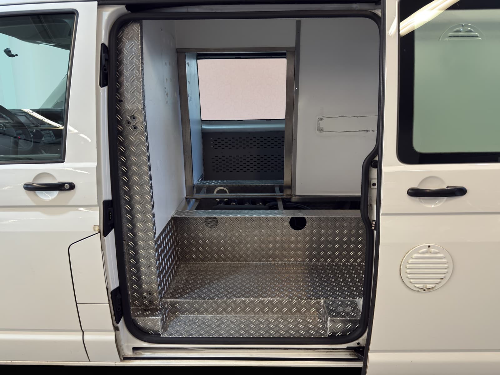 VW T6 2.0 Bi-TDI 4Motion DSG - Bild 8