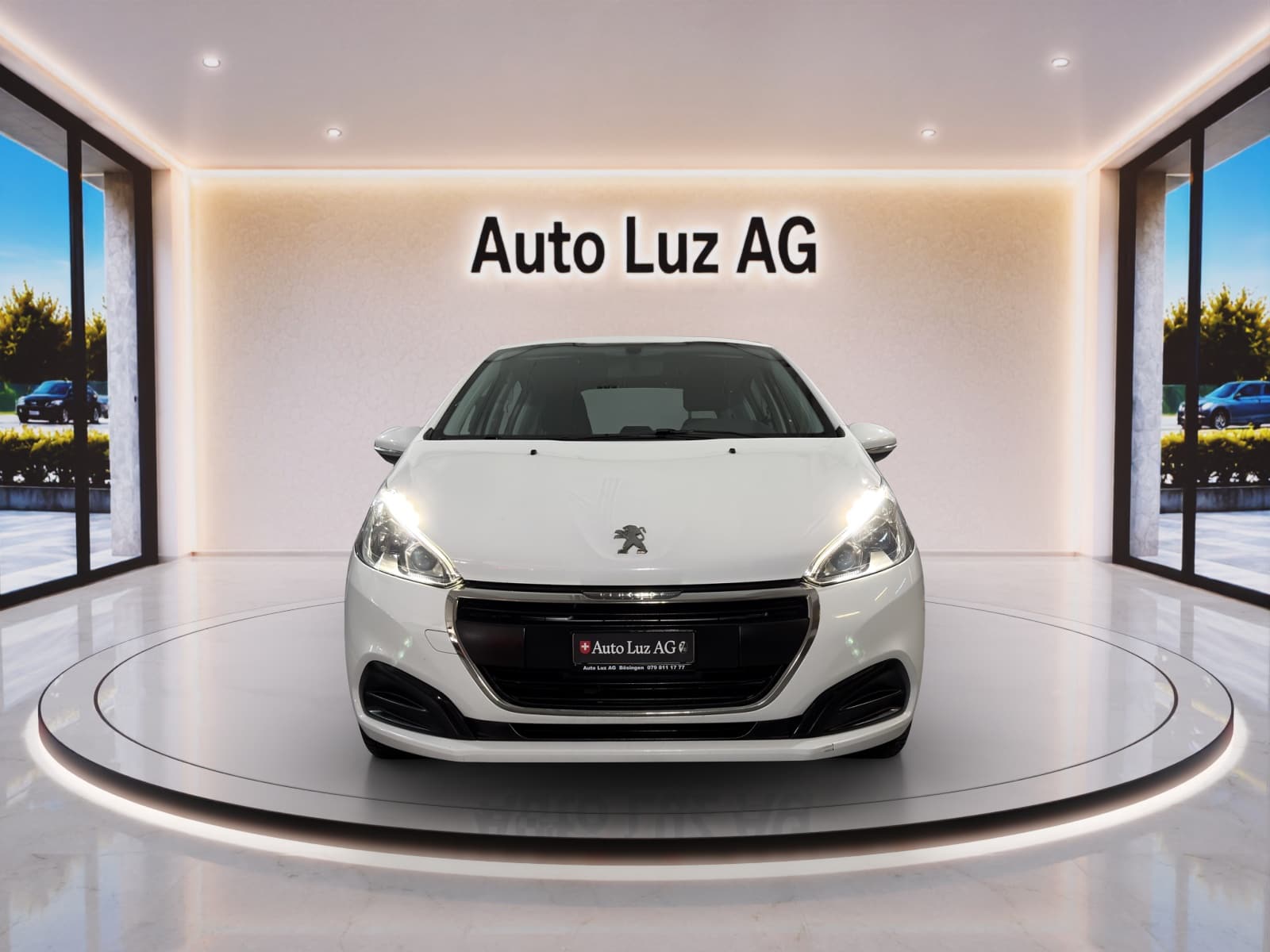 PEUGEOT 208 1.2 PureTech Signature - Bild 2