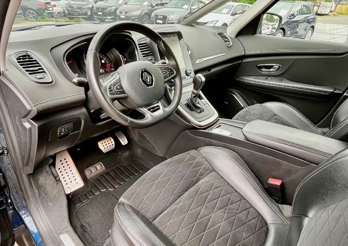 RENAULT Grand Scénic 1.3 16V Turbo Black Edition EDC**7Plätzer** - Bild 11