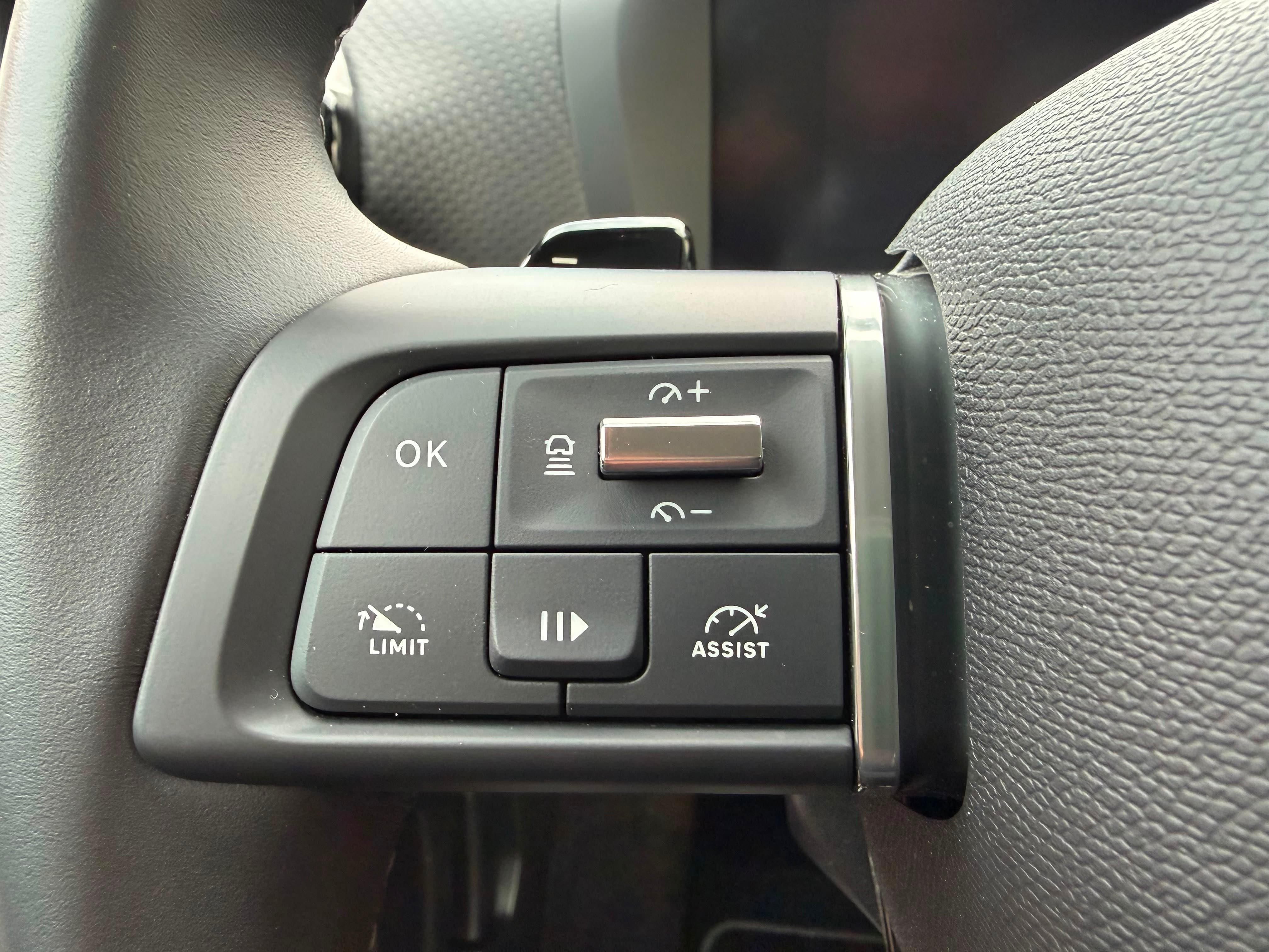 CITROEN C4 X HEV Max - Bild 14