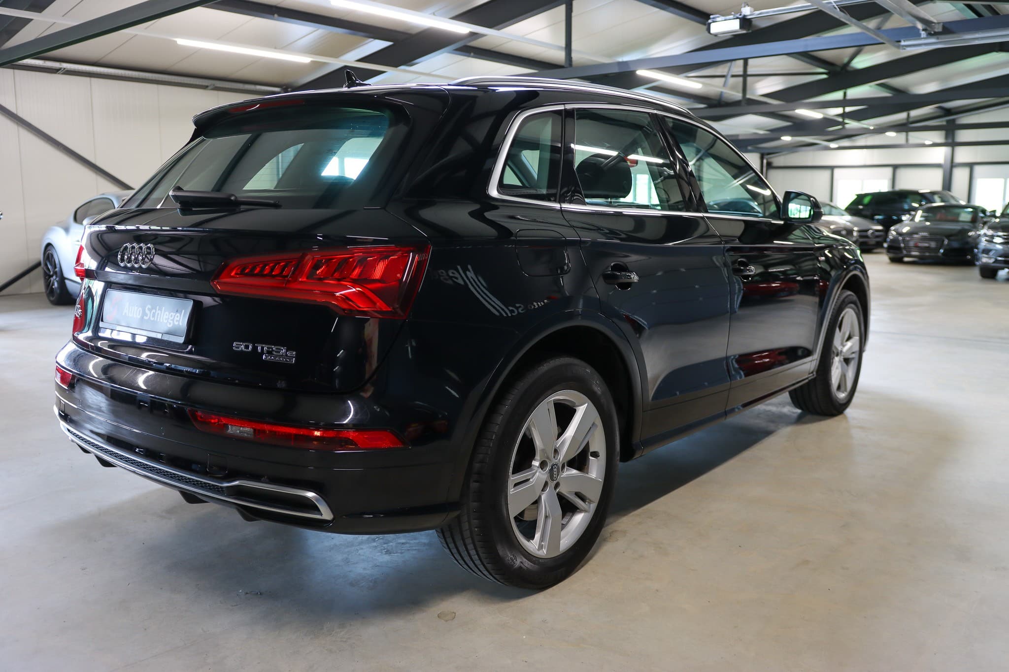 AUDI Q5 50 TFSI e quattro - Bild 6