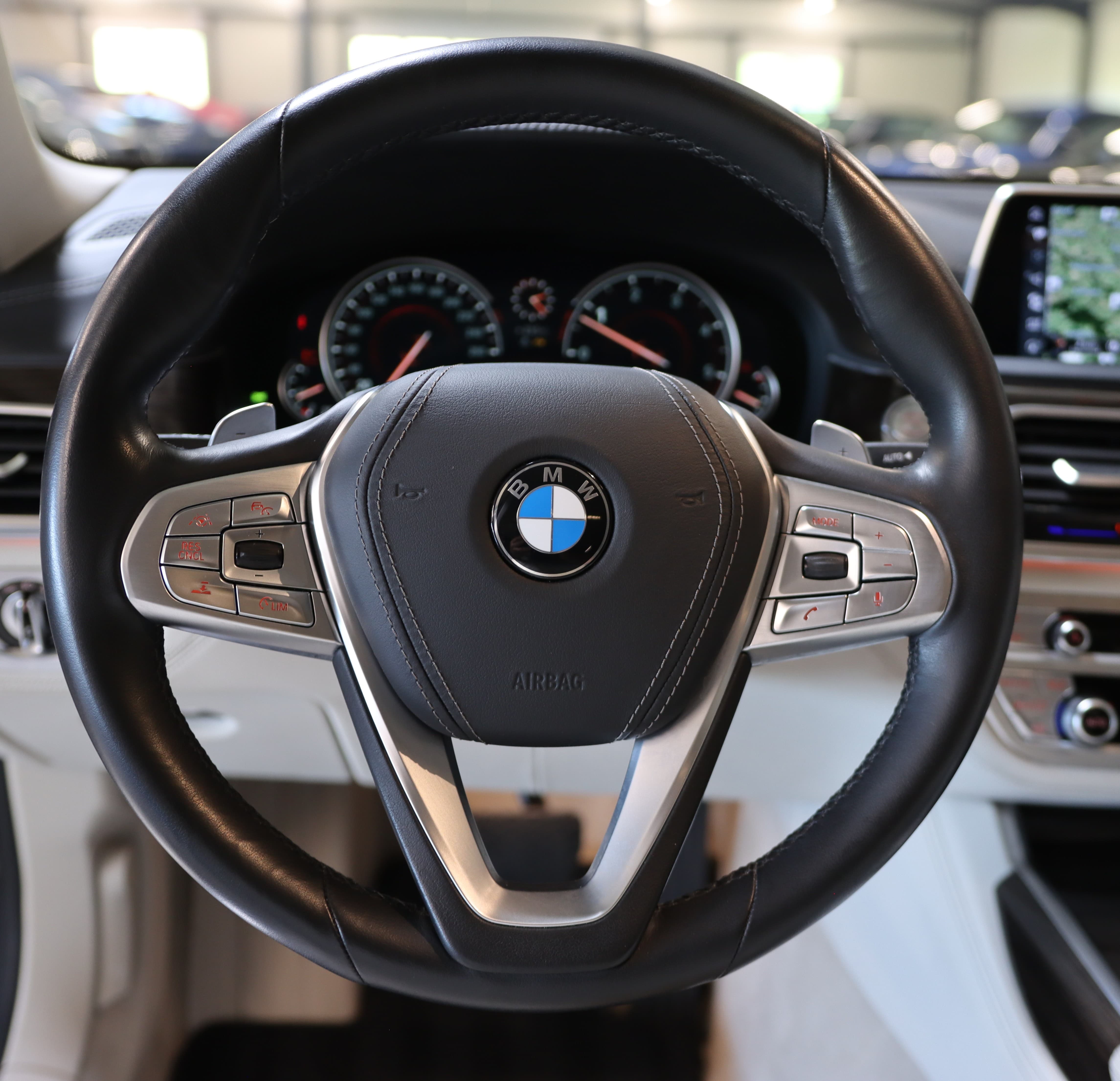 BMW 730d xDrive Steptronic - Bild 11