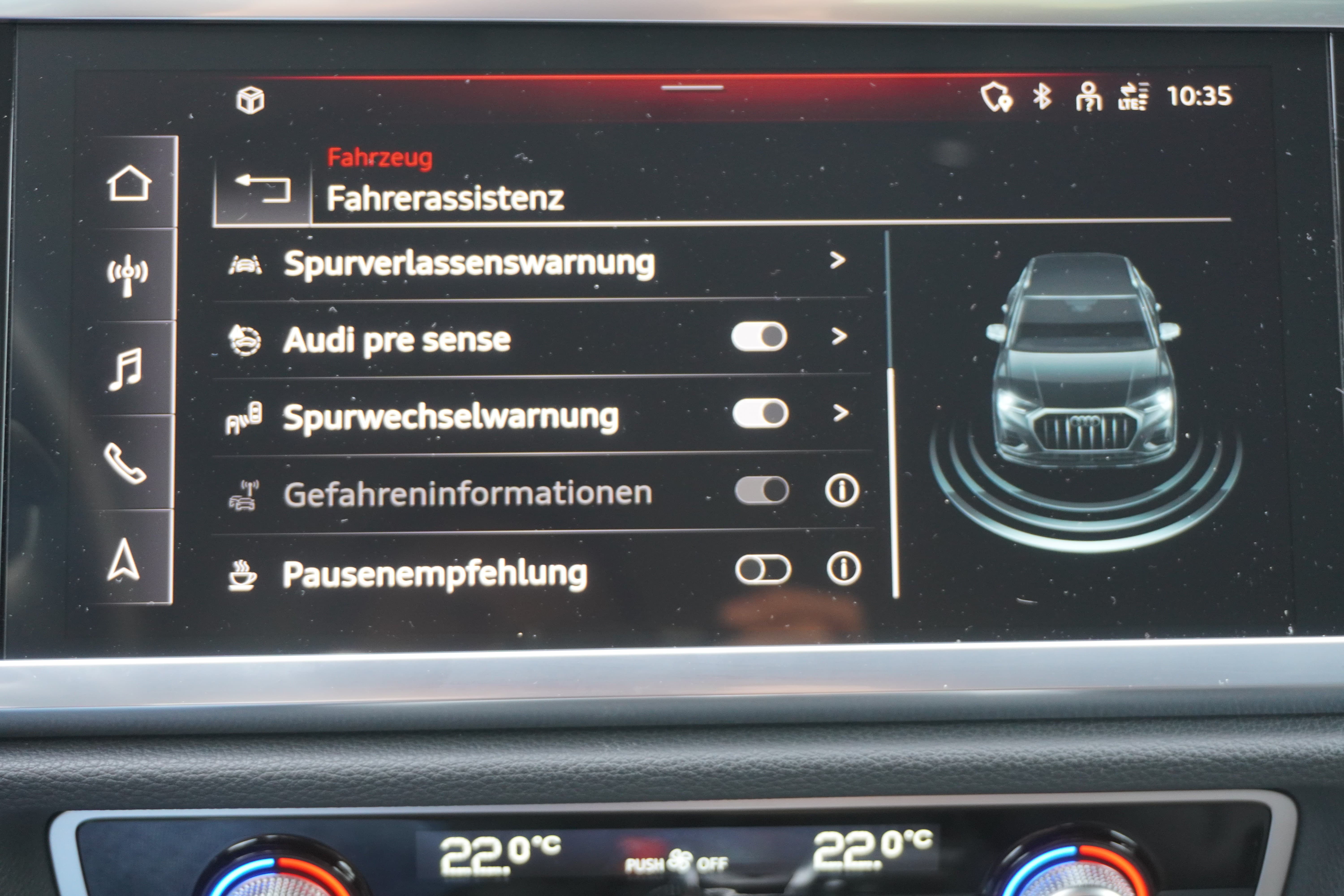 AUDI Q3 35 TFSI Attraction S-tronic - Bild 30