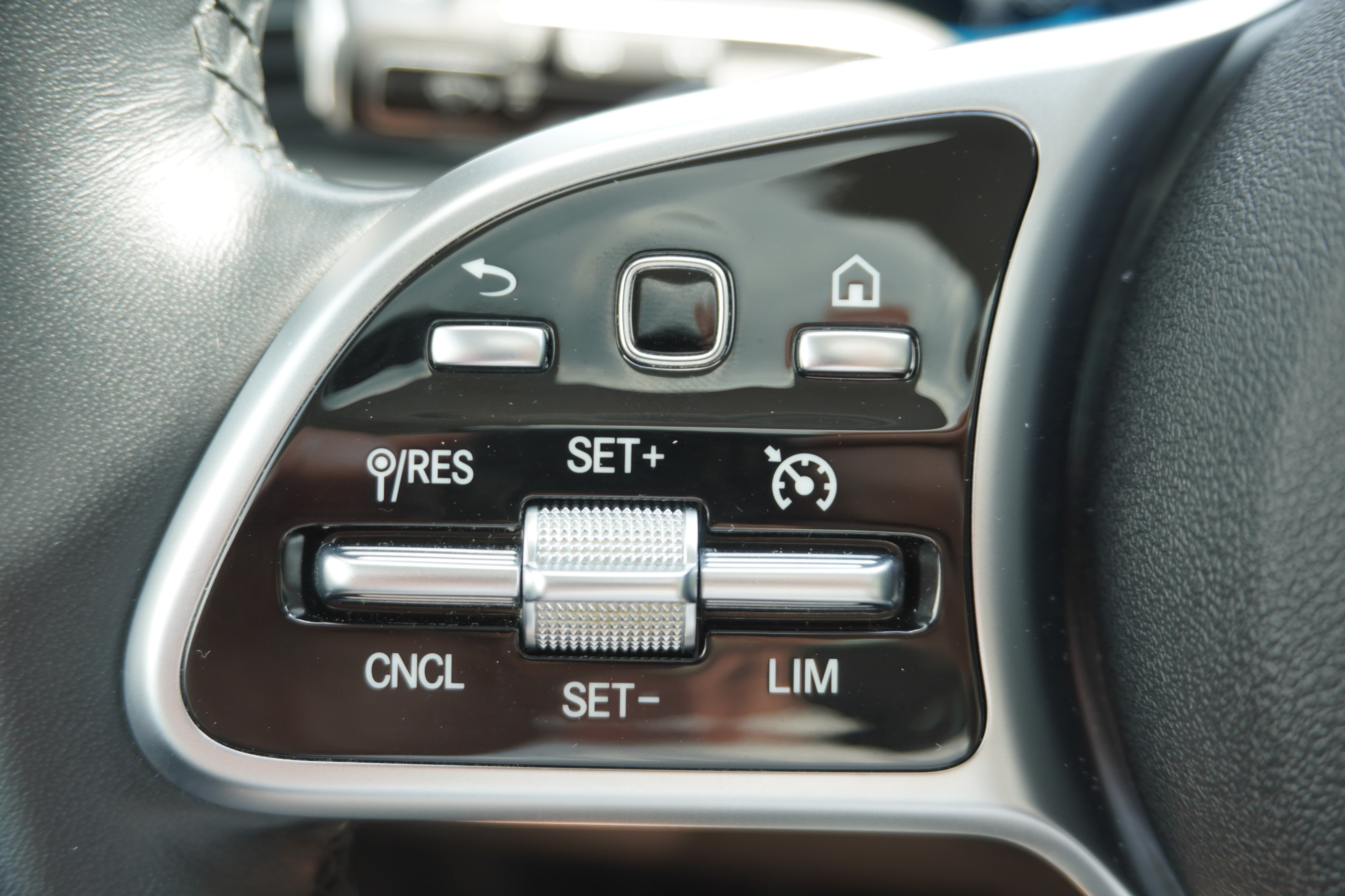 MERCEDES-BENZ GLE 450 4Matic 9G-Tronic - Bild 24