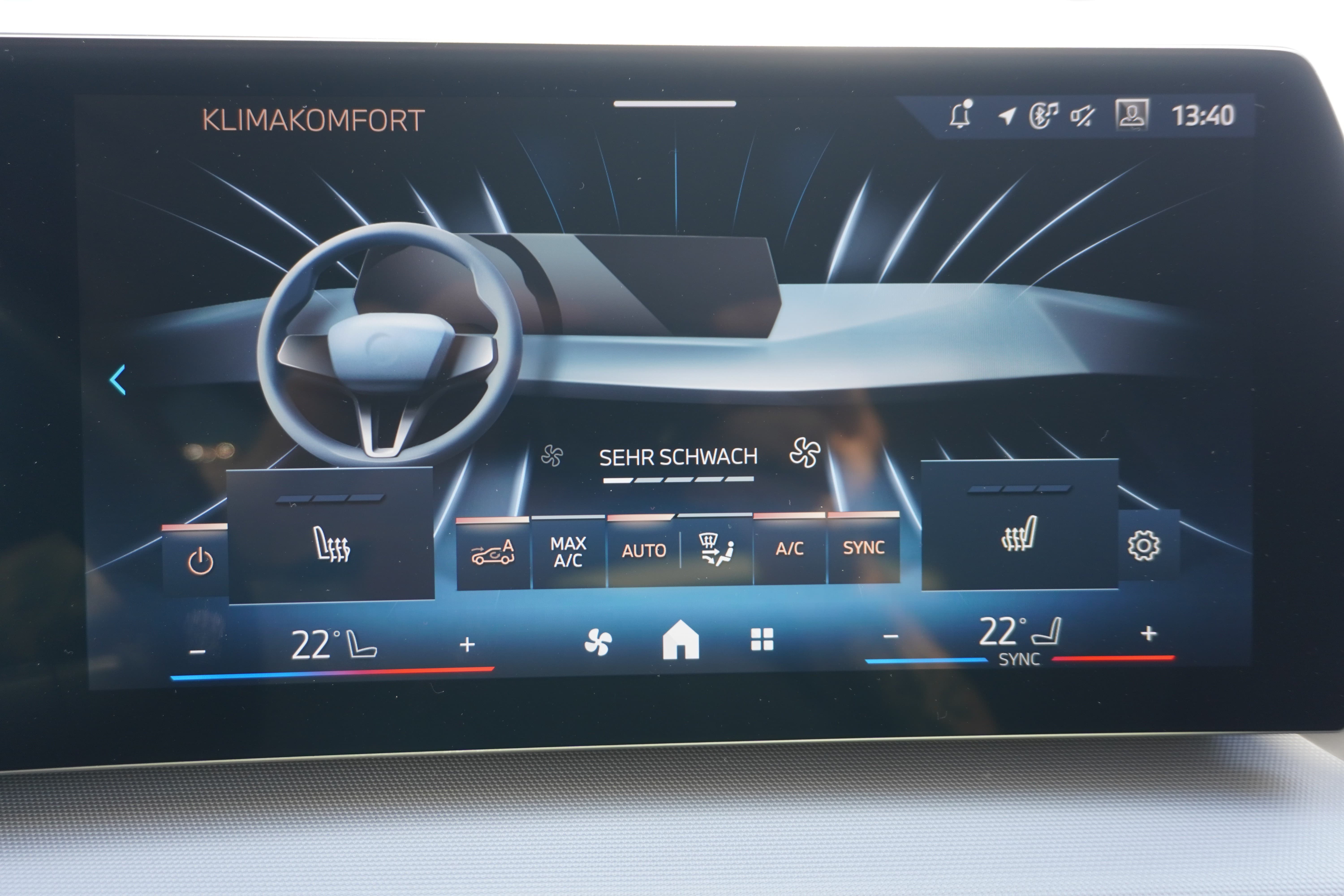 BMW 218d Active Tourer DKG - Bild 25