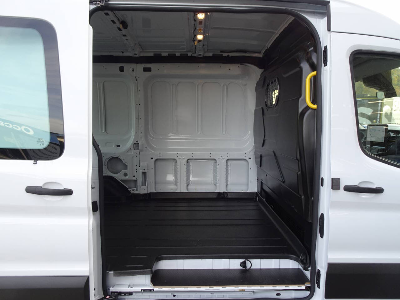 FORD E-Transit Van 350 L2 H2 Trend - Bild 4