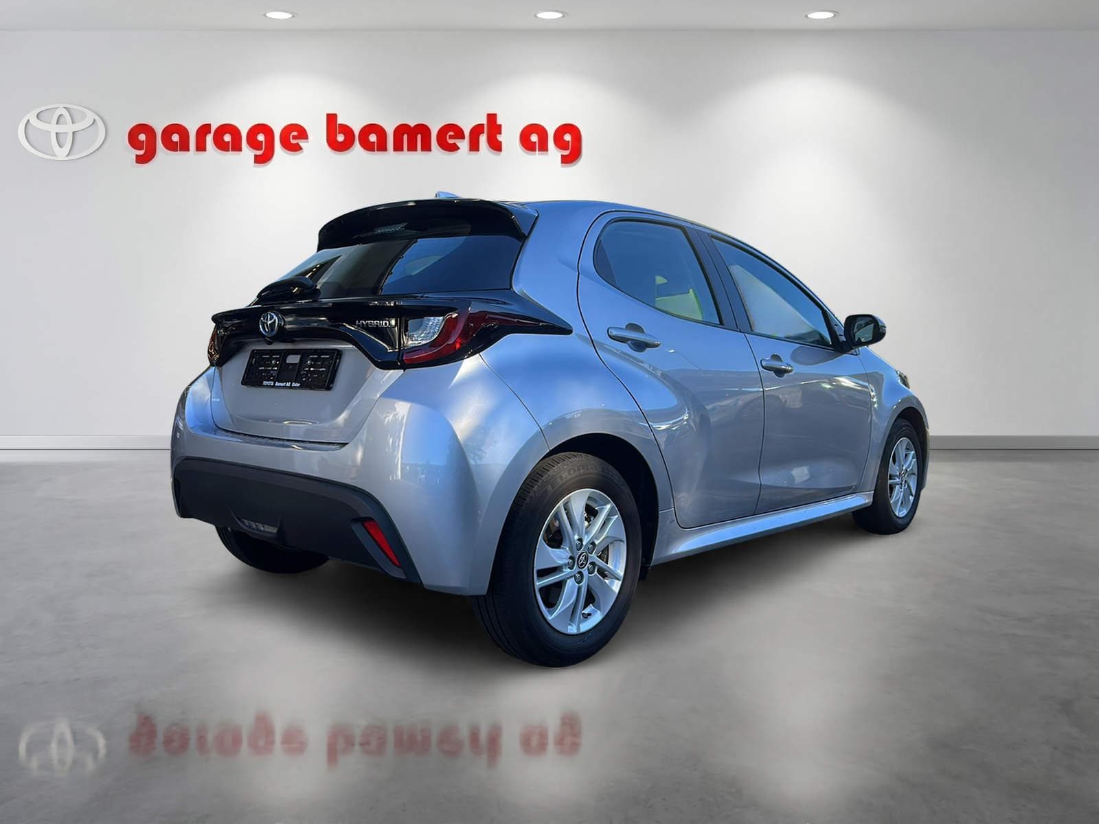 TOYOTA Yaris 1.5 VVT-i HSD Comfort - Bild 6