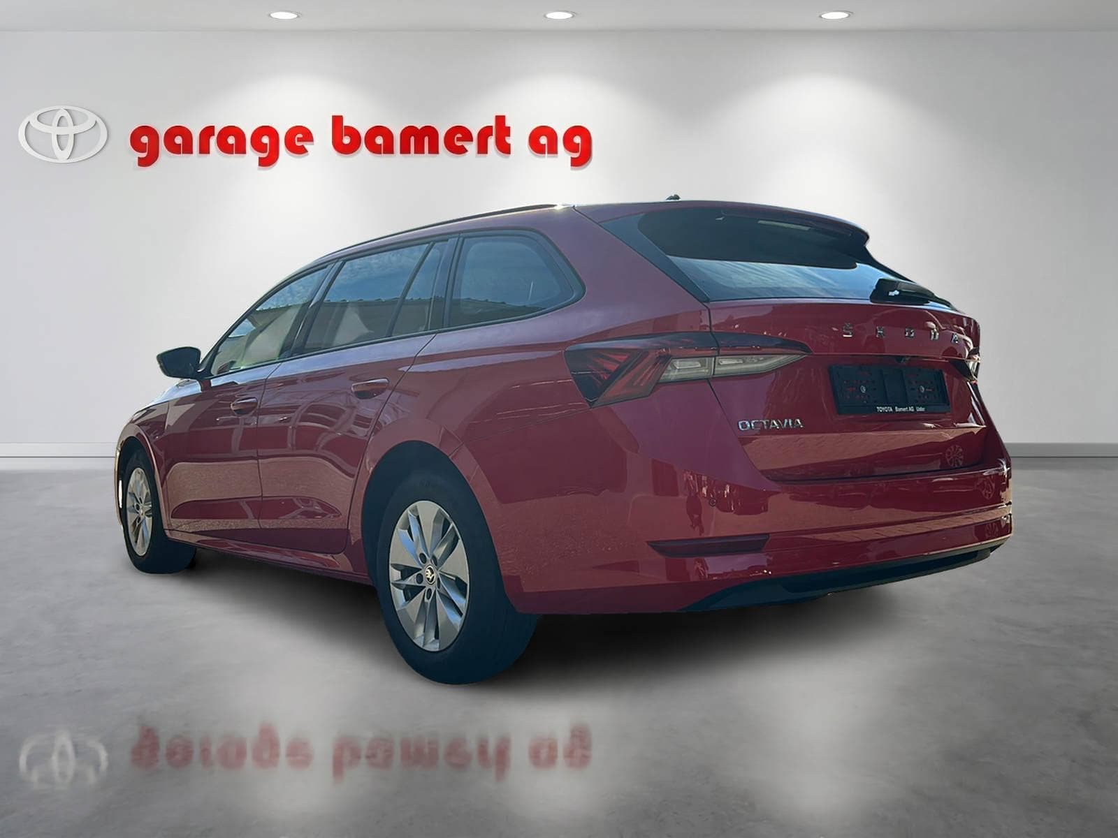 SKODA Octavia Combi 2.0 TDI 150 Ambition DSG - Bild 4