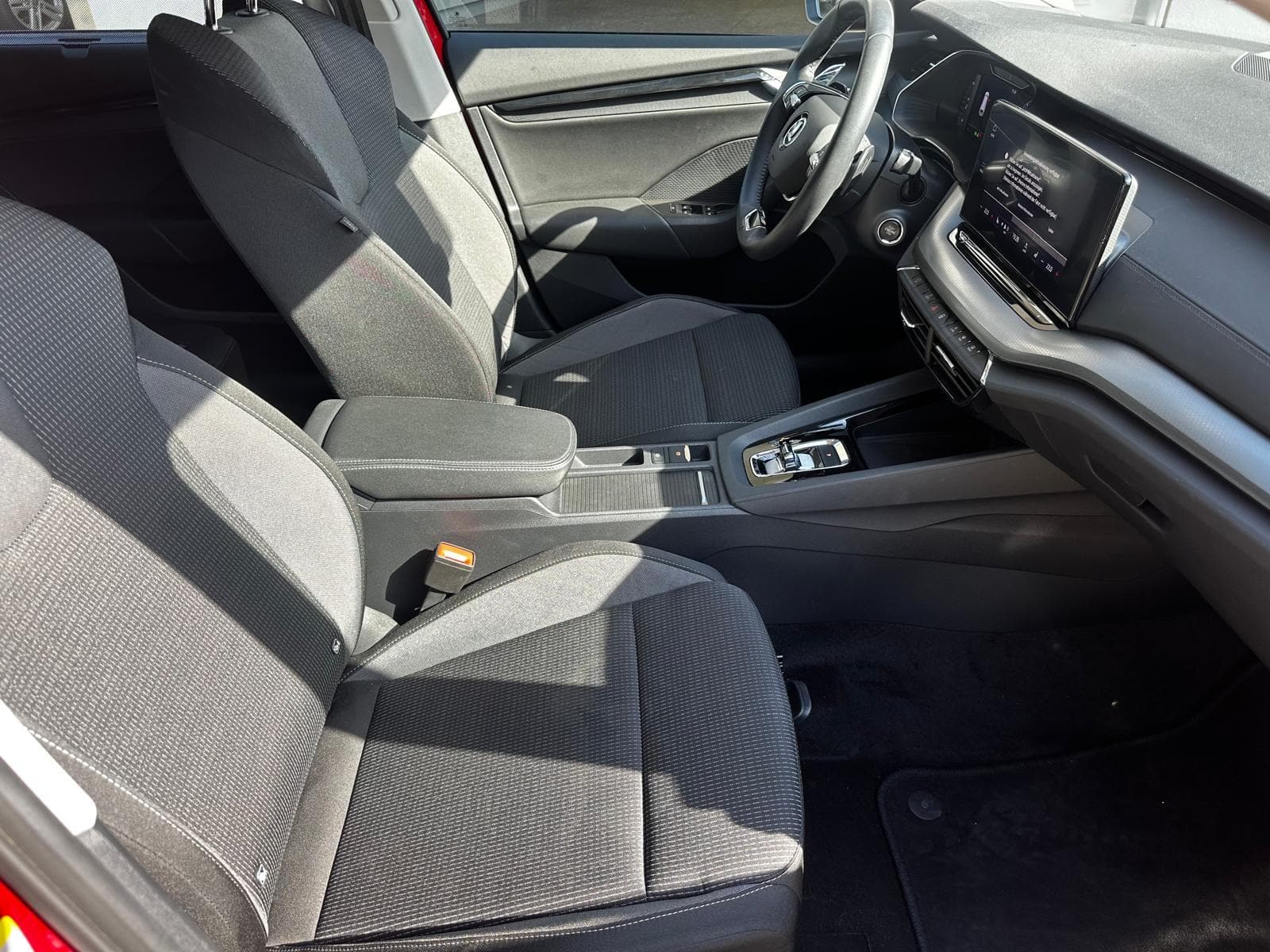 SKODA Octavia Combi 2.0 TDI 150 Ambition DSG - Bild 14
