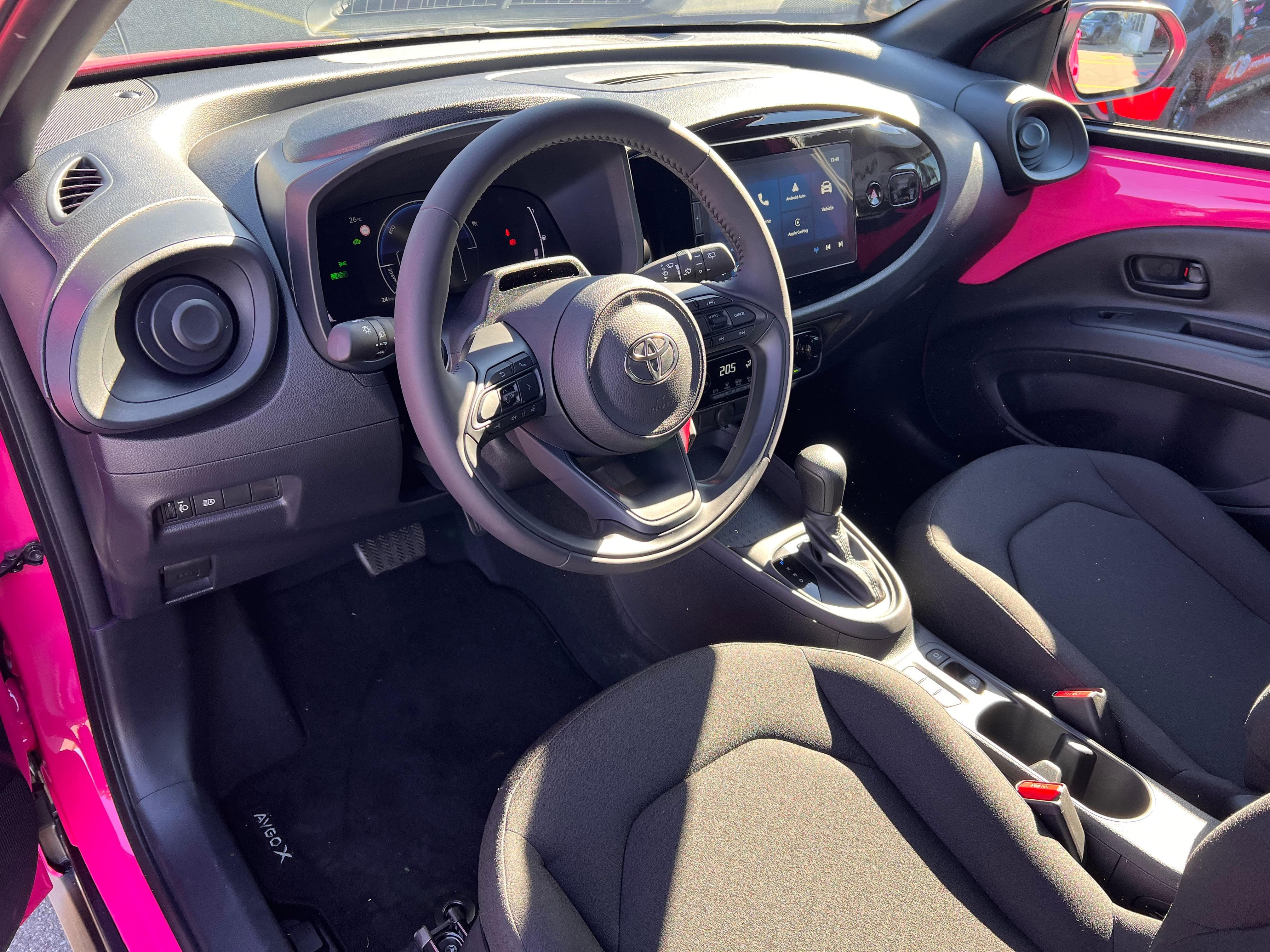 TOYOTA Aygo X 1.5 VVT-i HSD Comfort - Bild 8