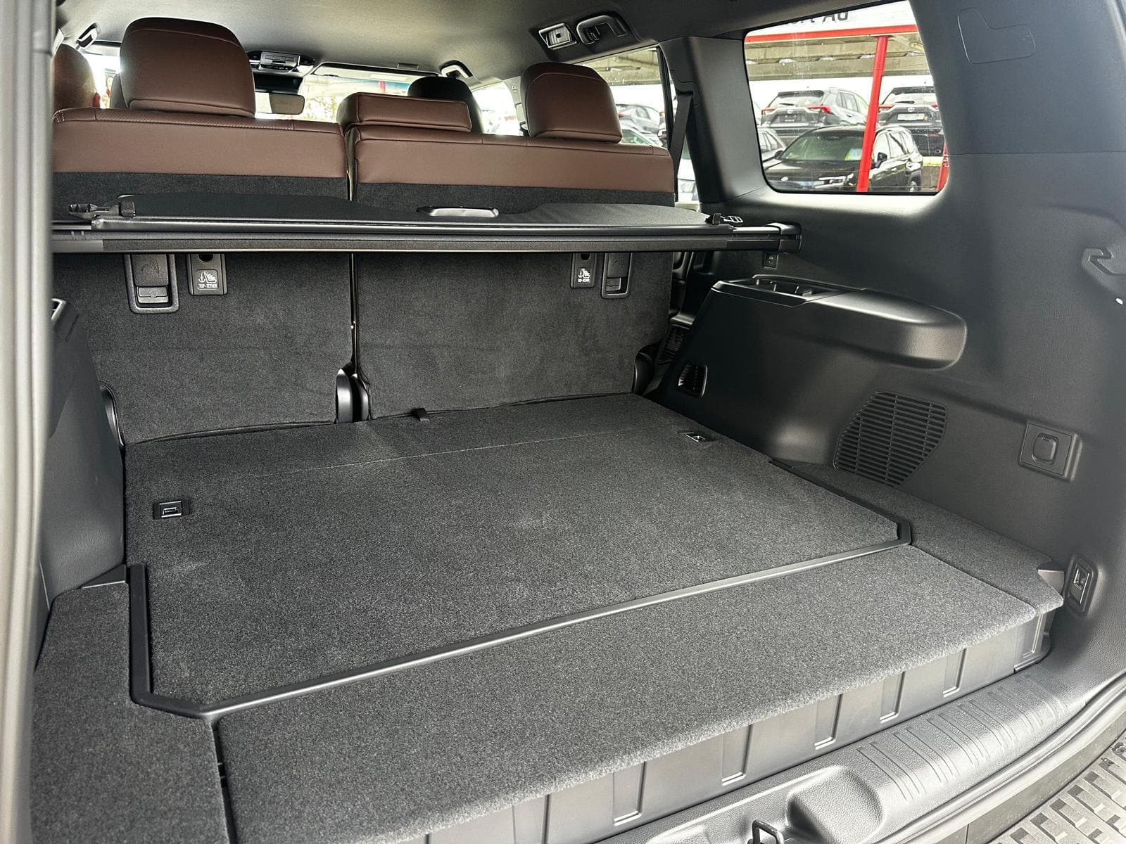 TOYOTA Land Cruiser 2.8 D 48V 230 Rebel - Bild 7