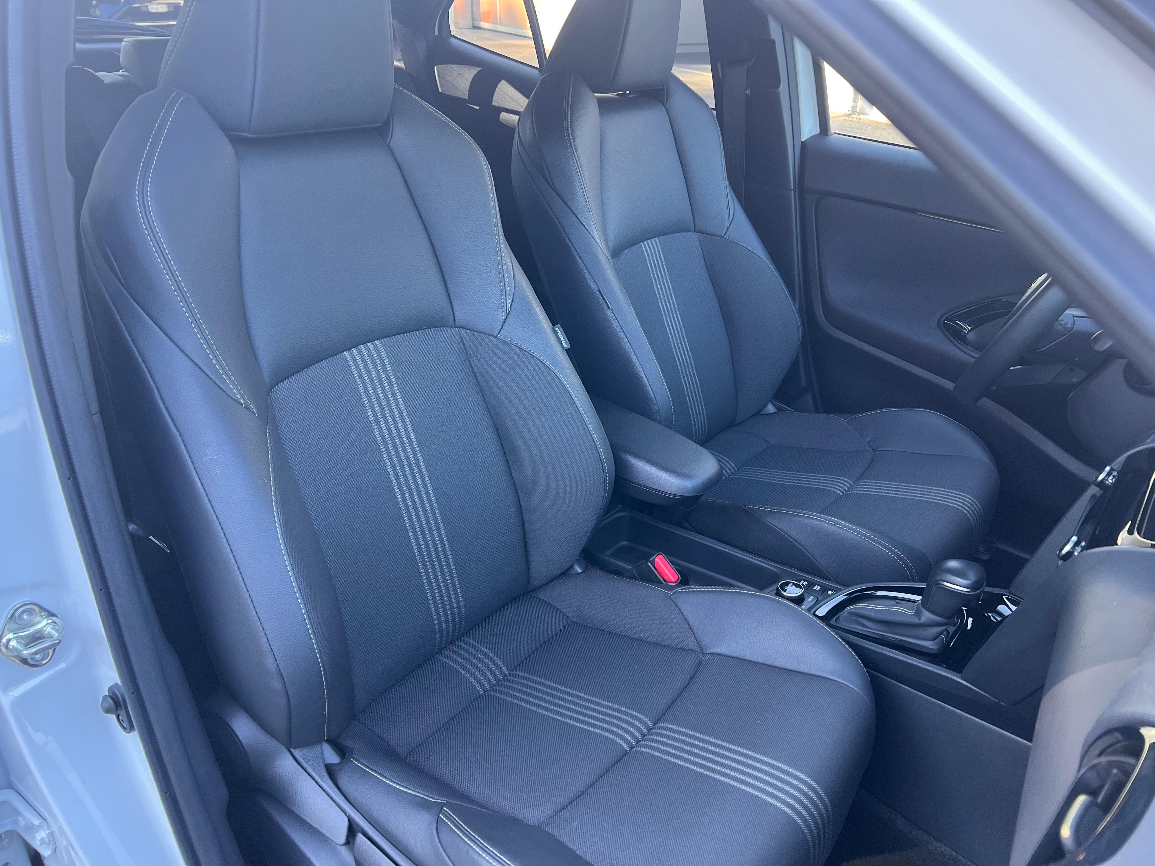 TOYOTA Yaris Cross 1.5 VVT-i HSD Adventure AWD-i - Bild 15
