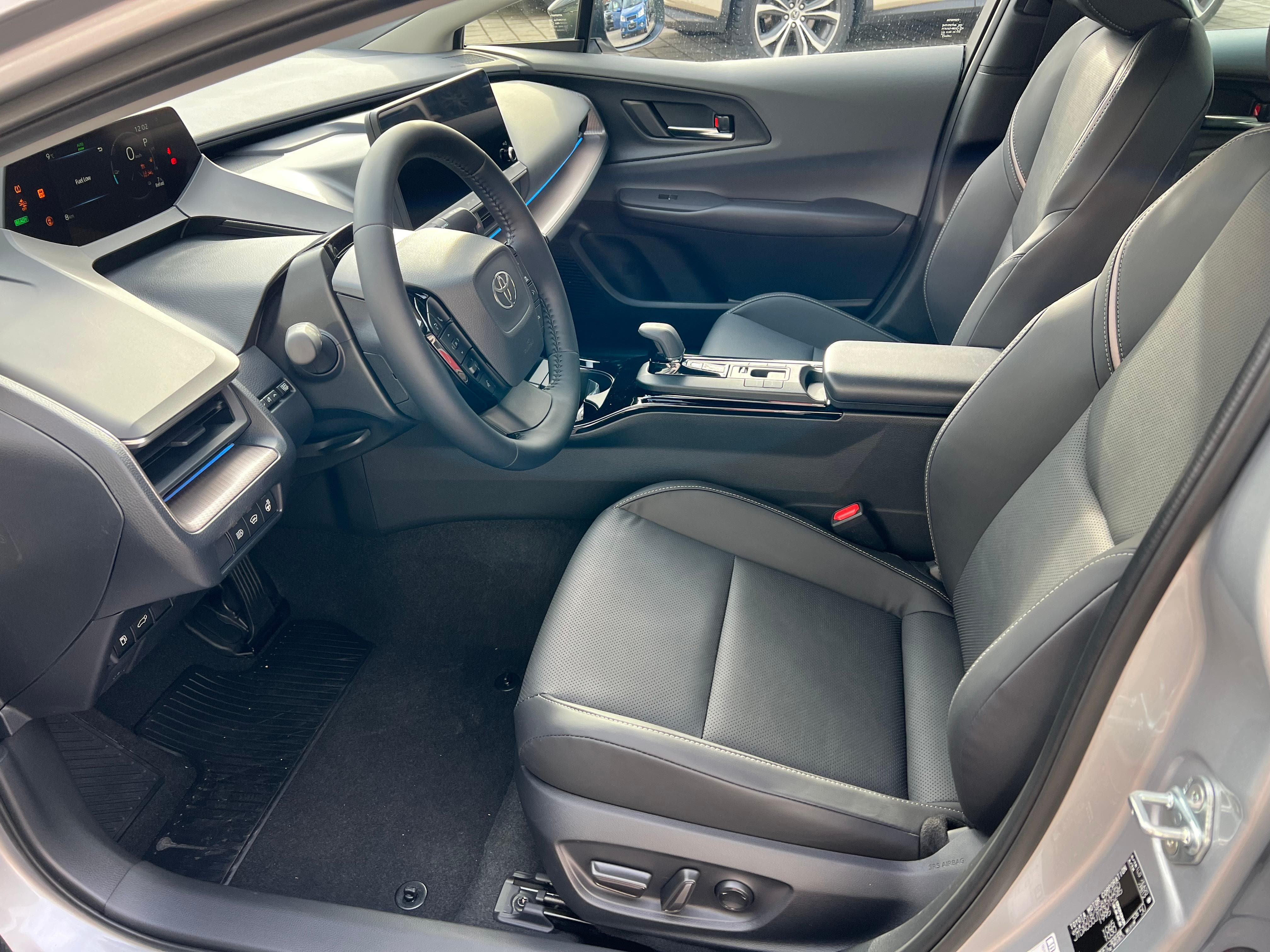 TOYOTA Prius 2.0 Plug-In-Hybrid Premium - Bild 9