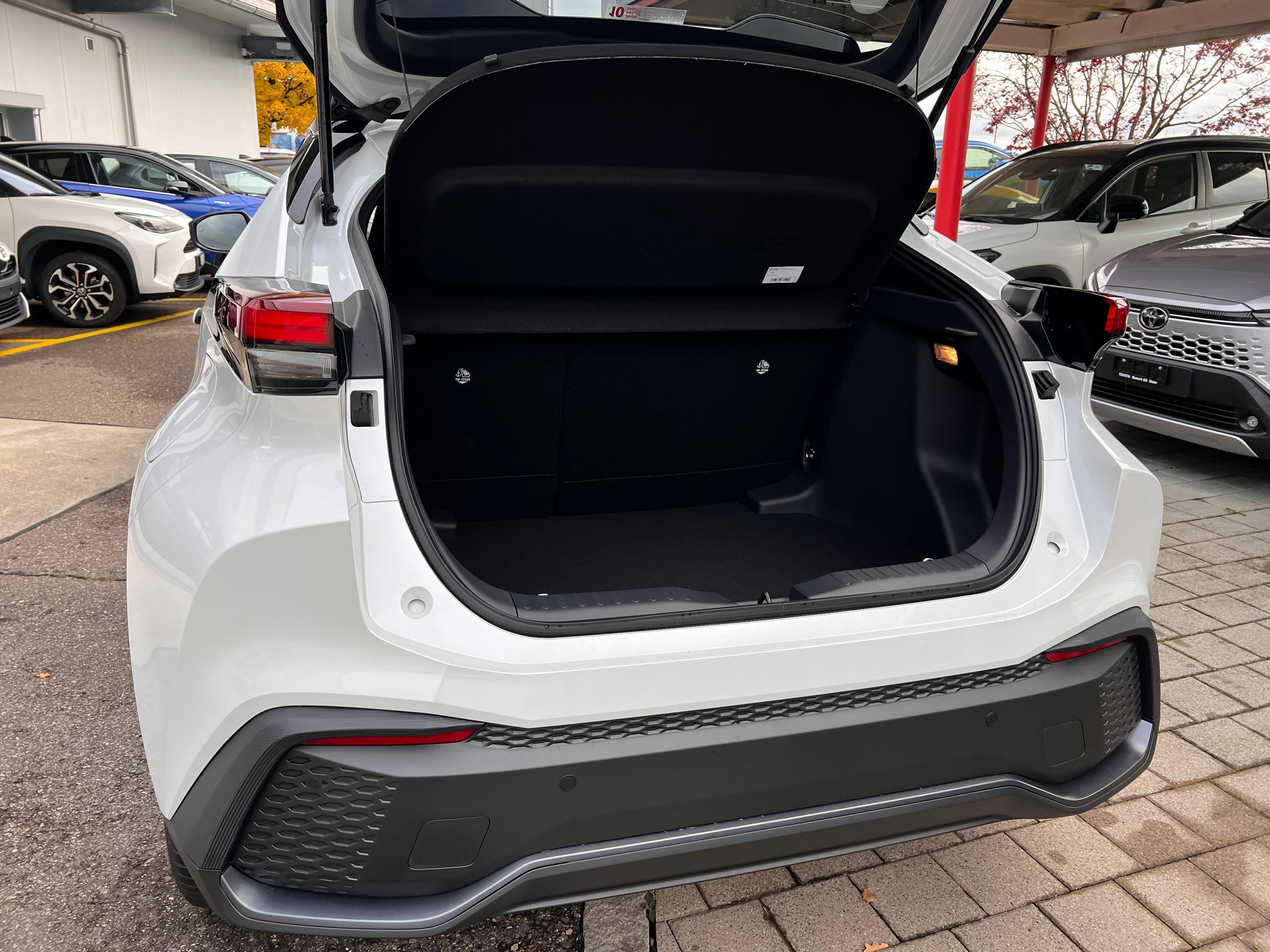 TOYOTA C-HR 1.8 HEV Trend - Bild 7