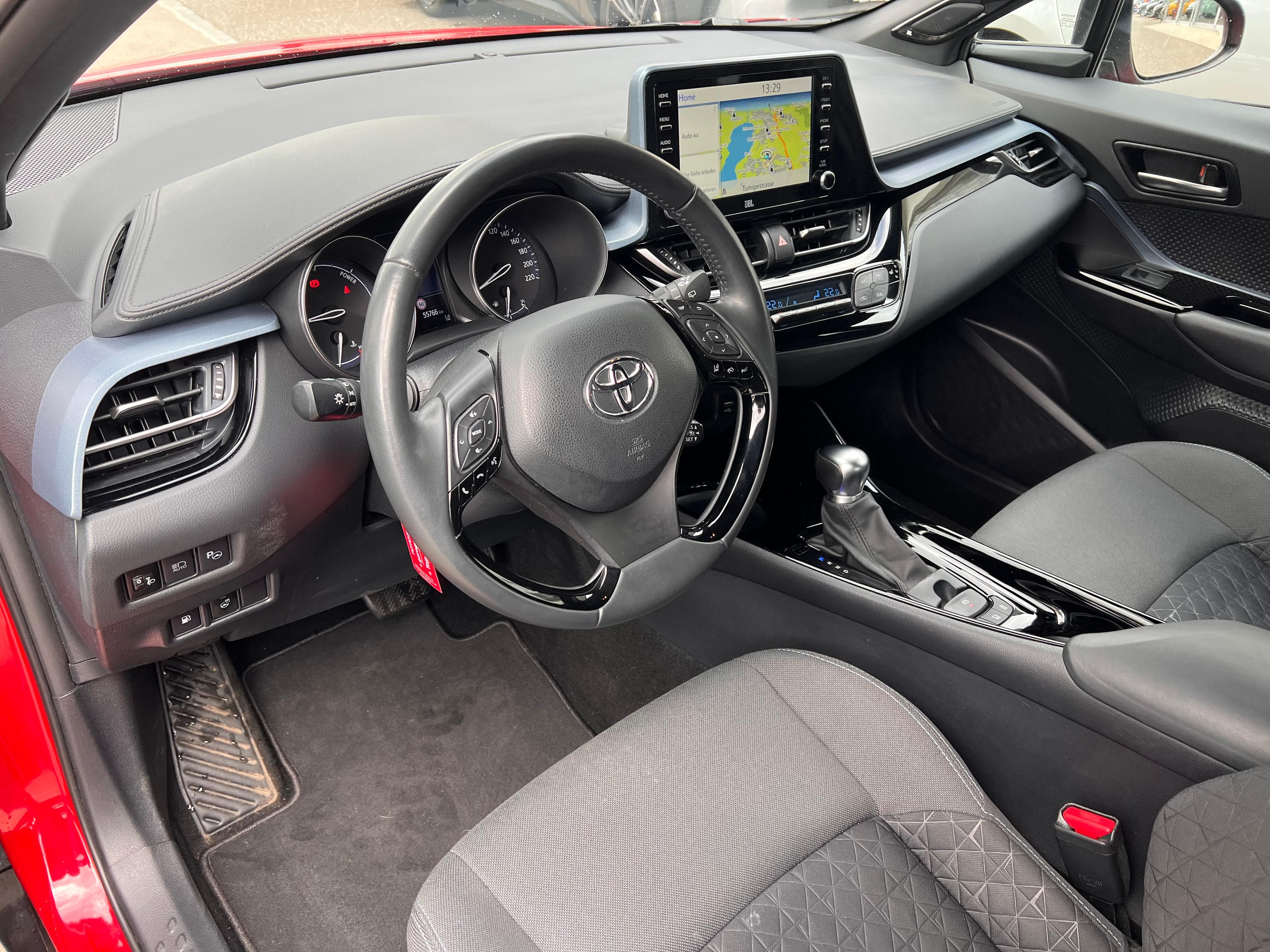 TOYOTA C-HR 2.0 VVTi HSD Trend - Bild 8