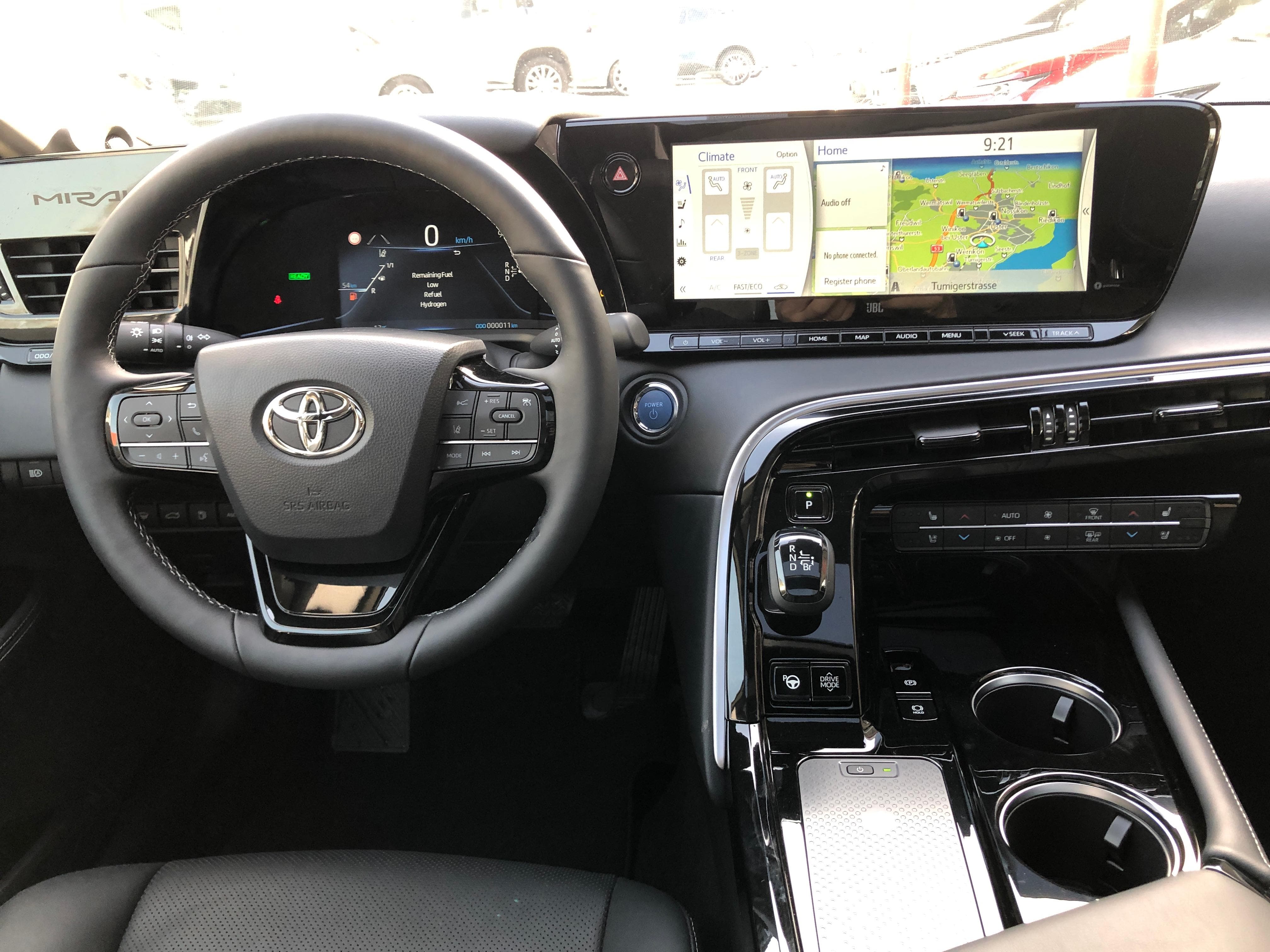 TOYOTA Mirai Fuel Cell Platinum - Bild 11