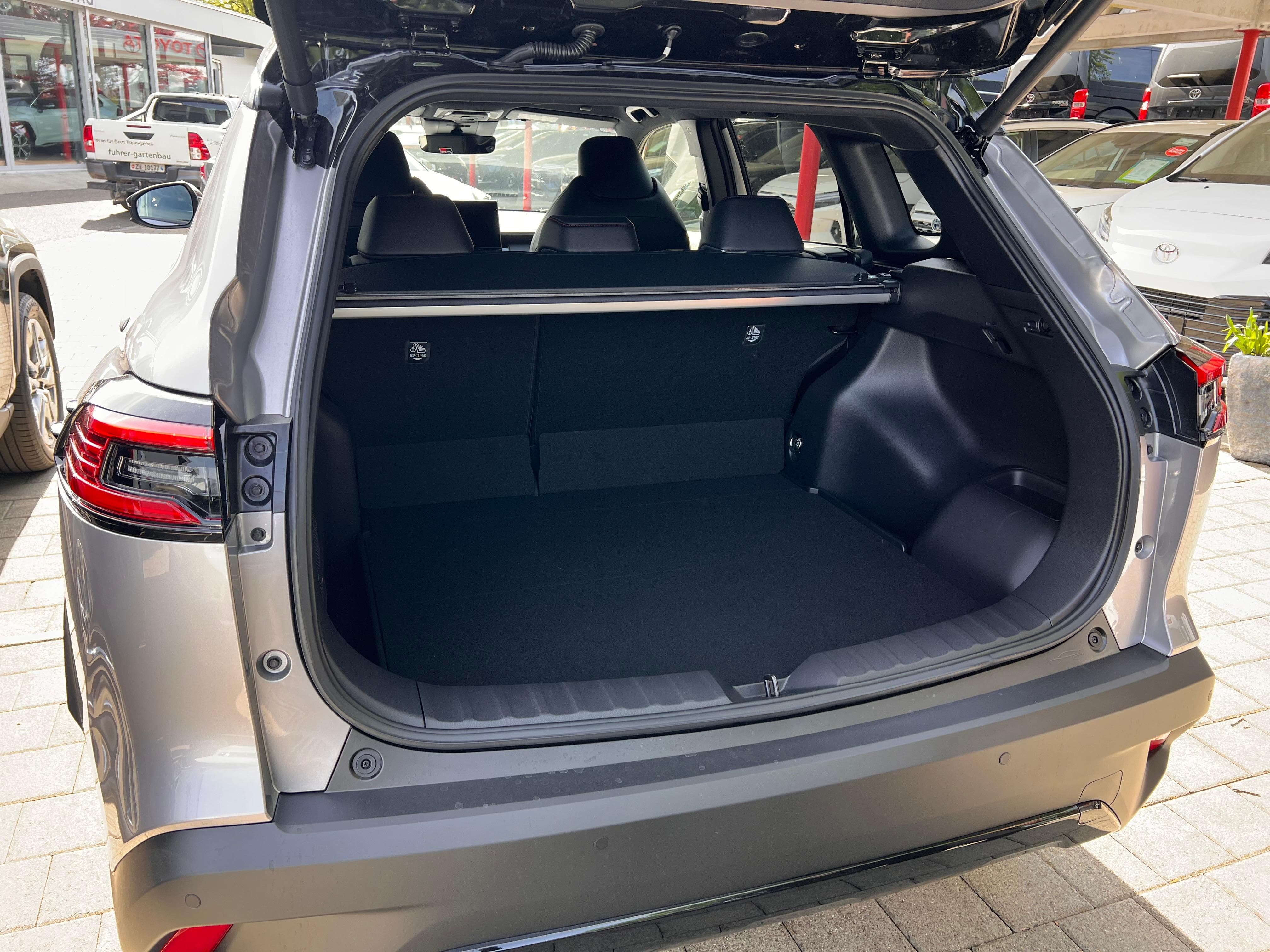 TOYOTA Corolla Cross 2.0 HSD GR Sport AWD-i - Bild 7