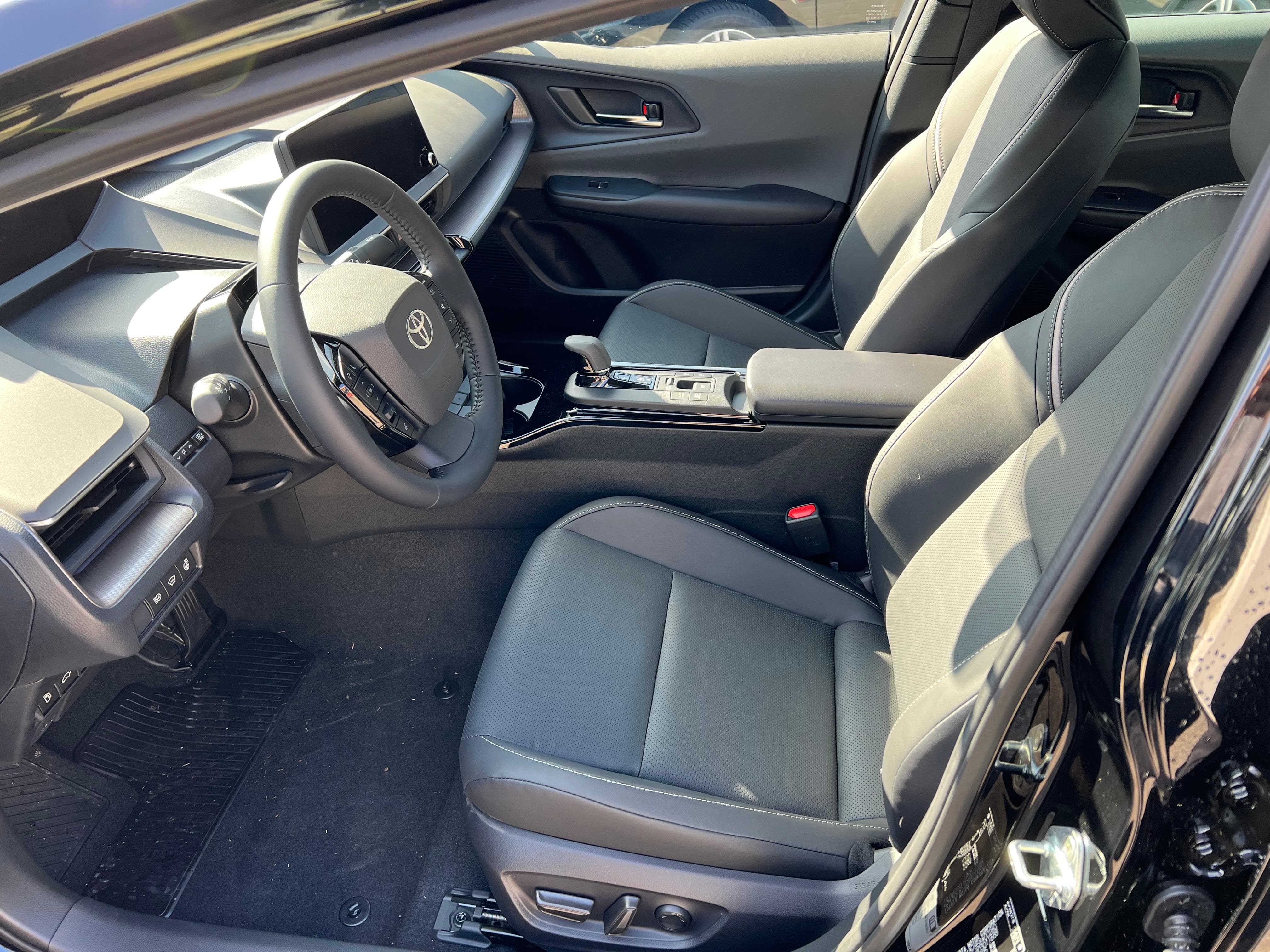 TOYOTA Prius 2.0 Plug-In-Hybrid Premium - Bild 9