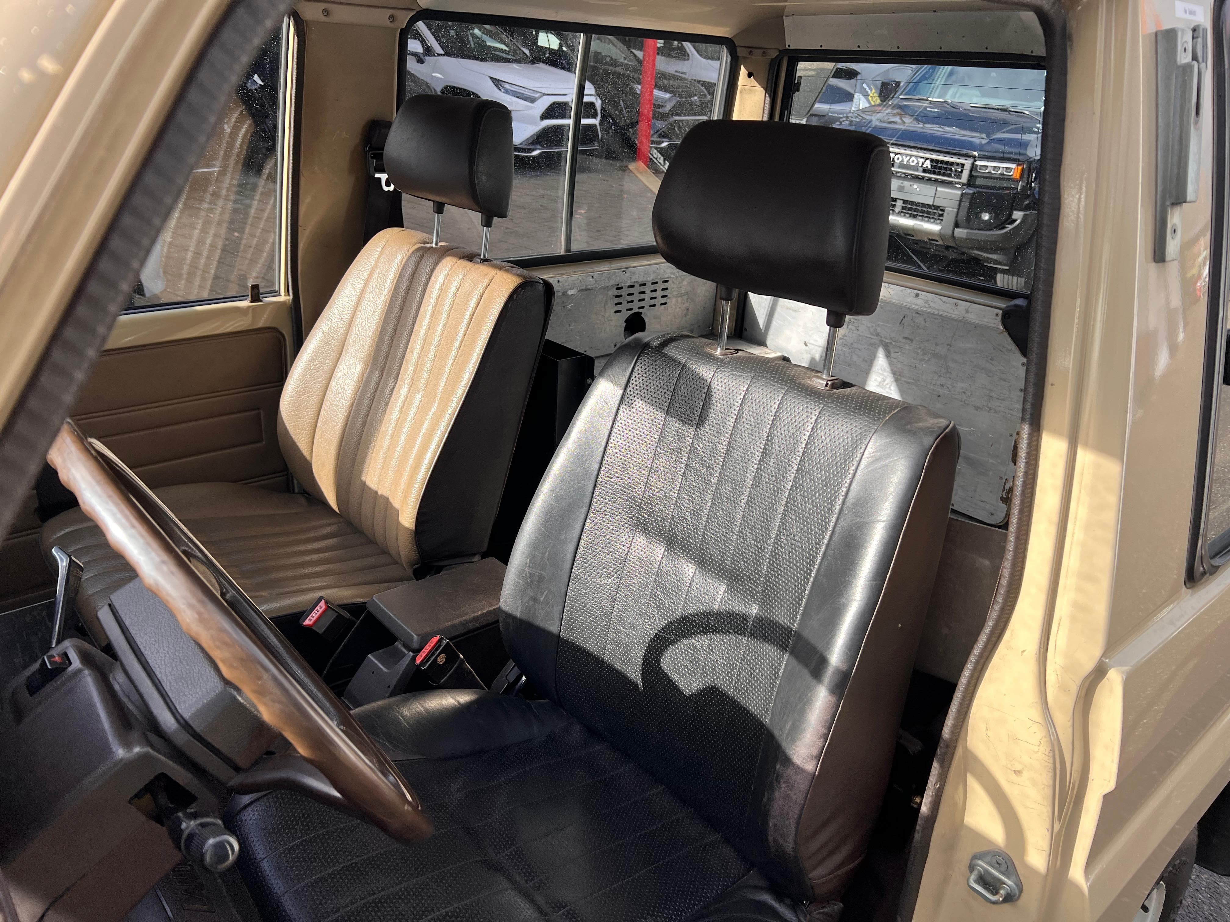 TOYOTA Land Cruiser 3.5 D Hardtop - Bild 10