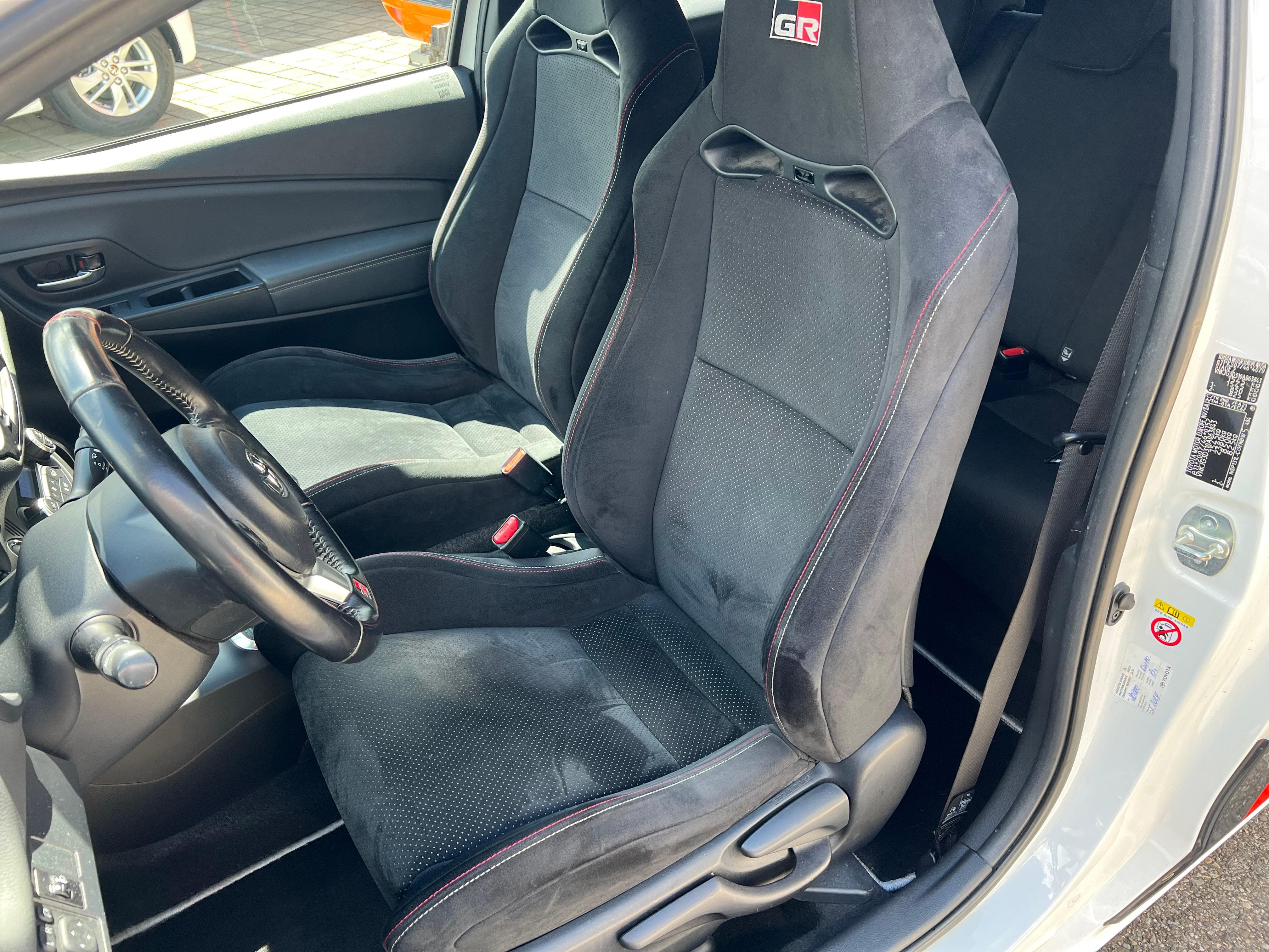 TOYOTA Yaris 1.8 VVT-i GRMN - Bild 10