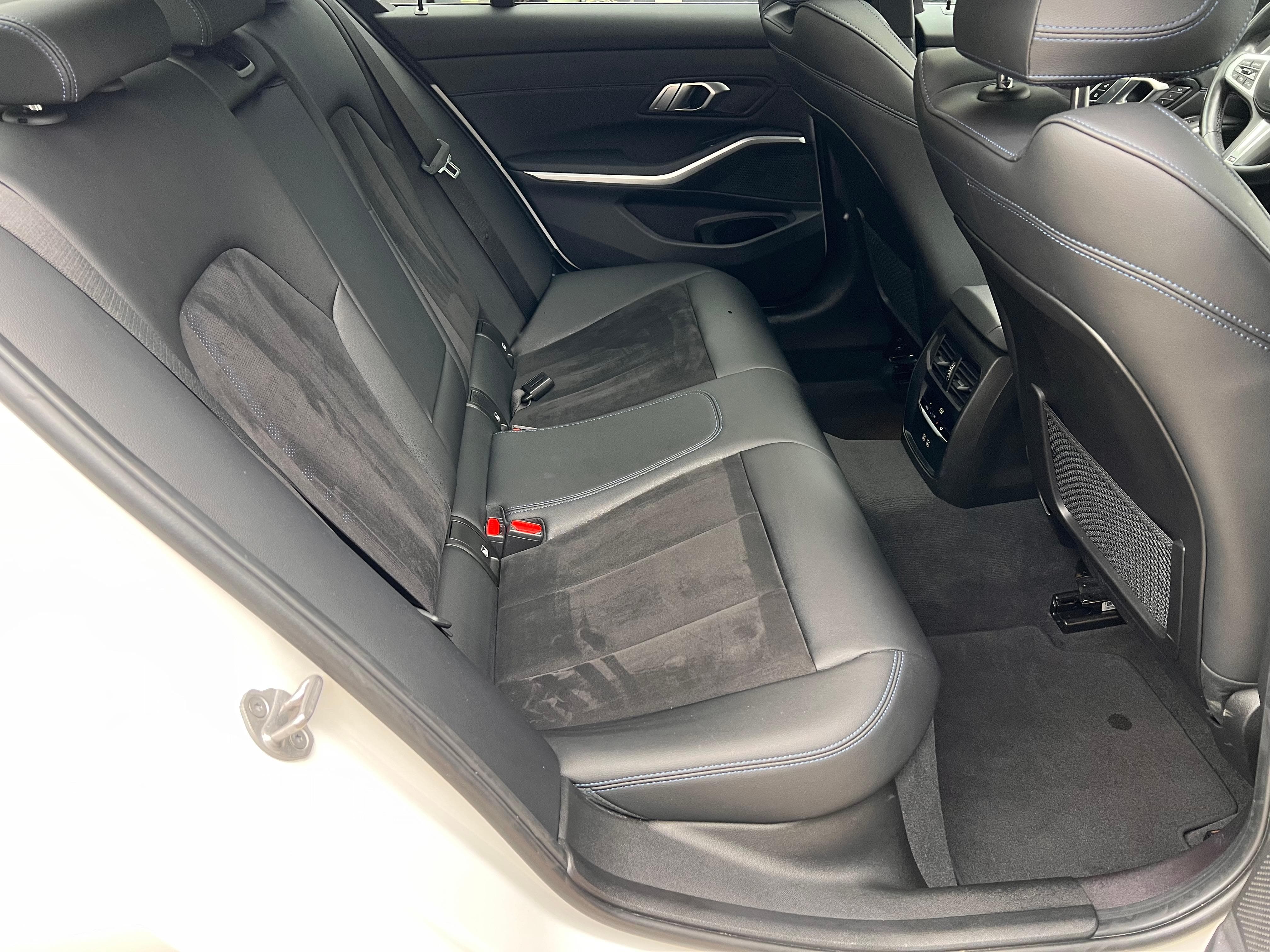 BMW 320d xDrive - Bild 12