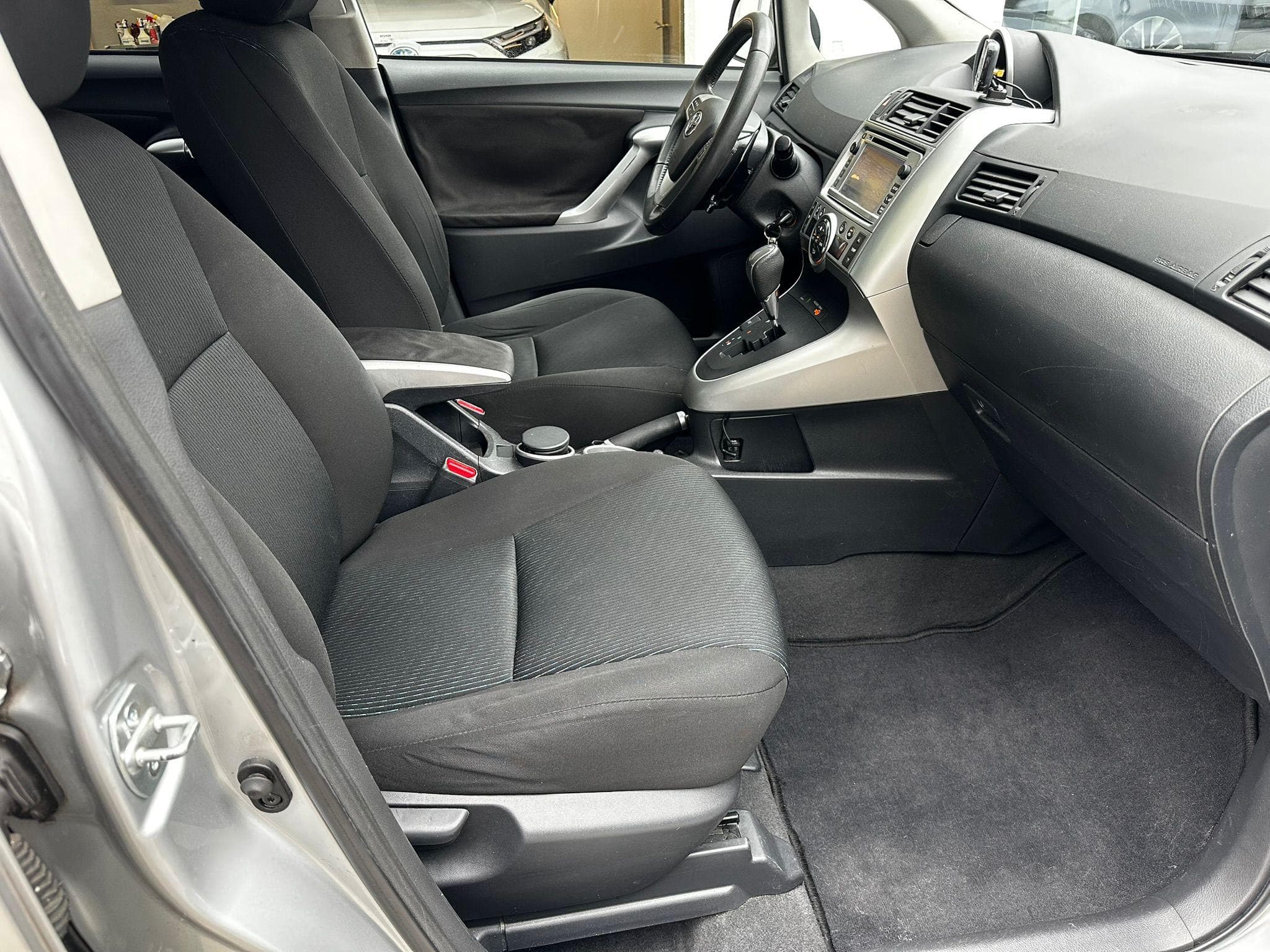 TOYOTA Verso 1.8 VVT-i Luna Easy MiD 5P - Bild 12