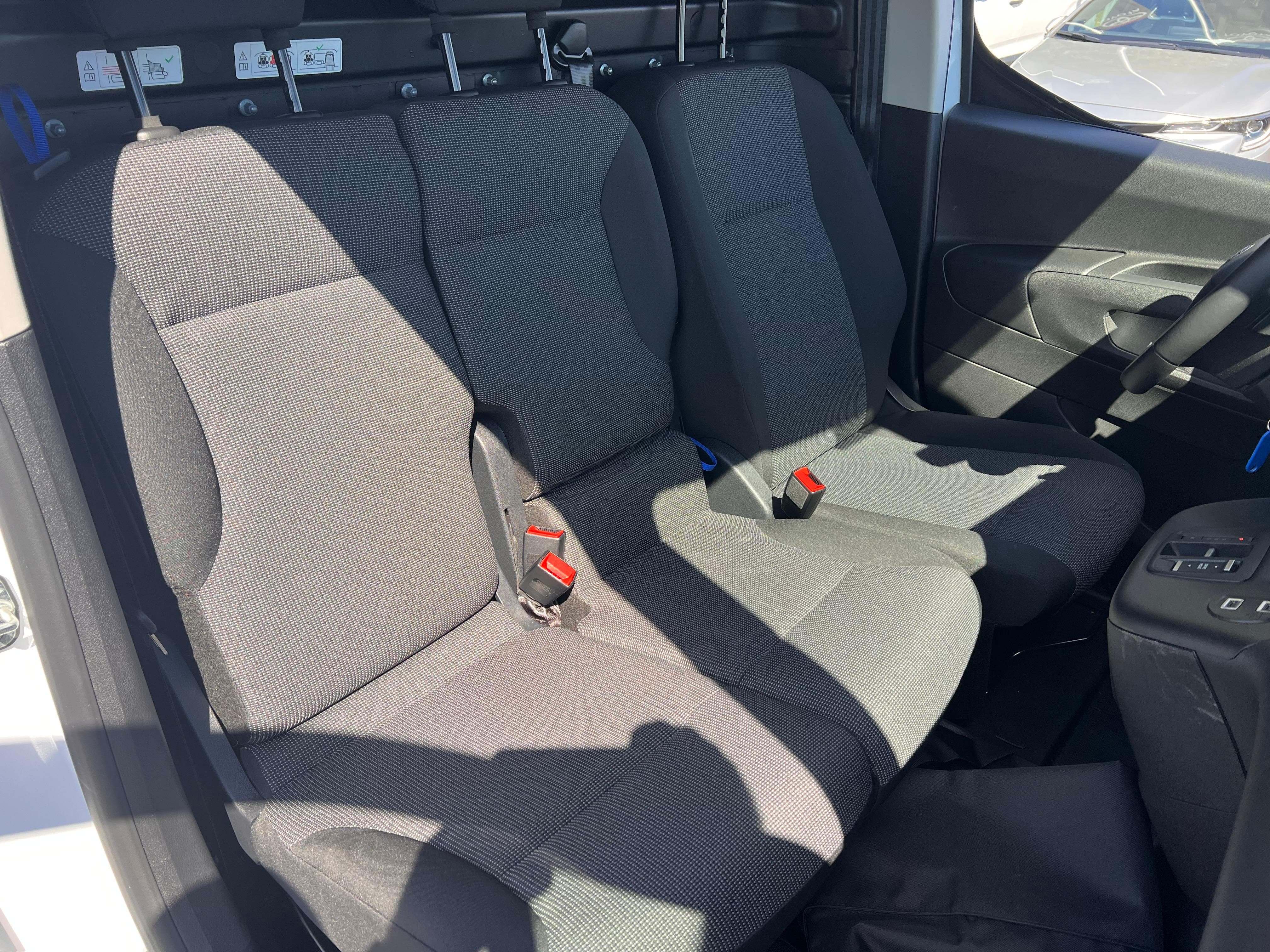 TOYOTA PROACE CITY Van L1 1.5 D Active - Bild 14