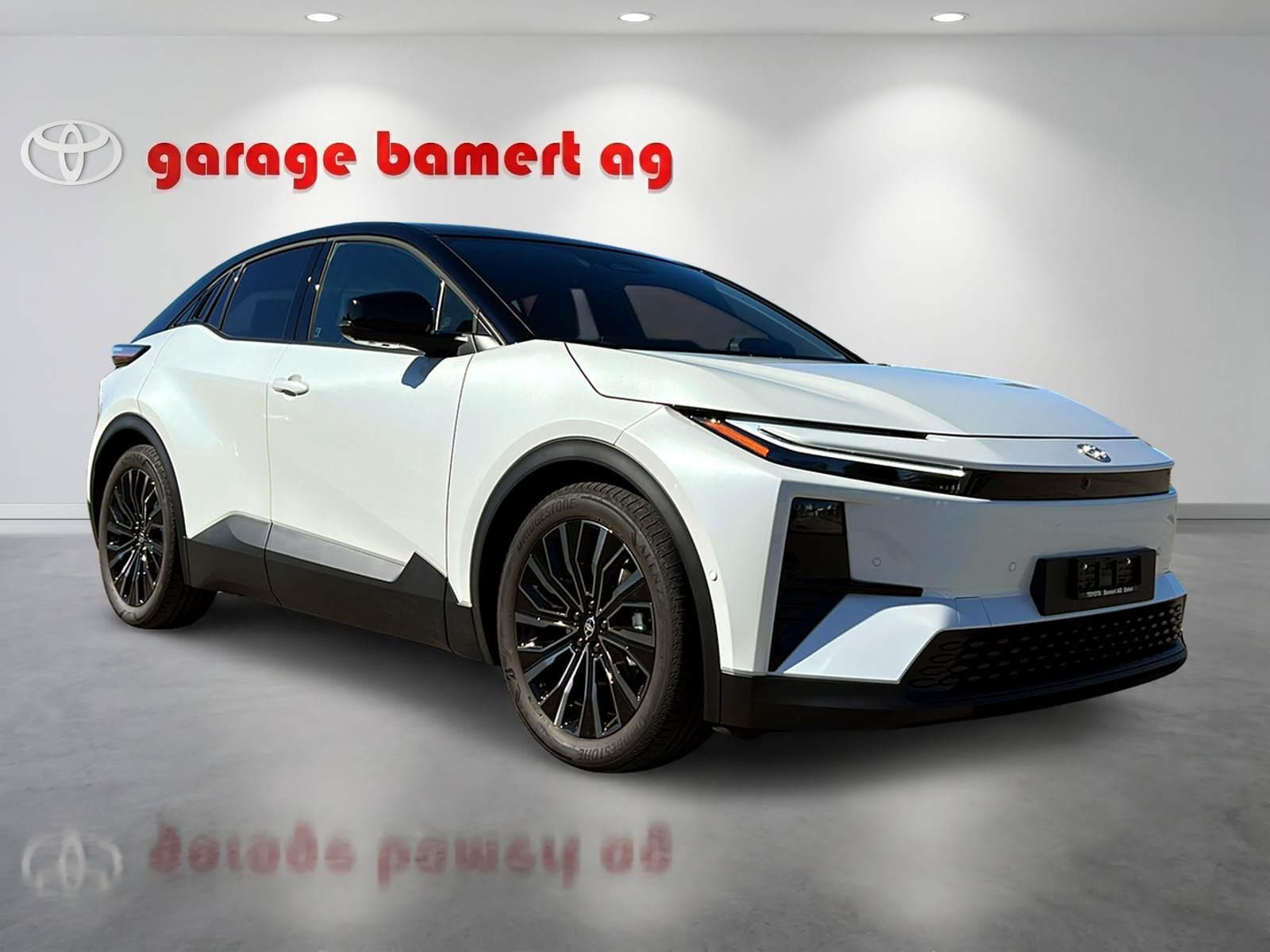 TOYOTA C-HR+ Premium AWD - Bild 3